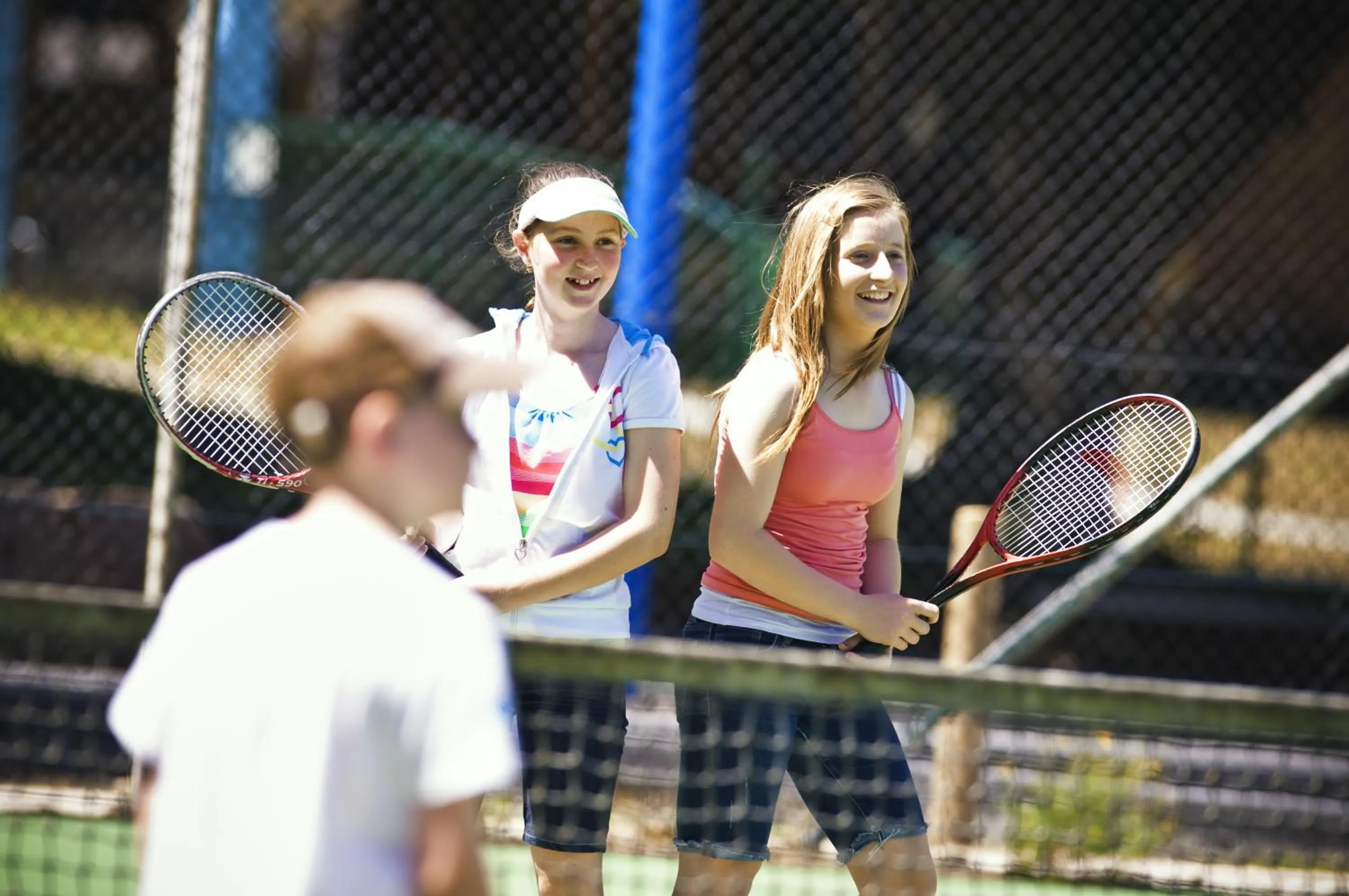 Tennis court in Del Rio Riverside Resort