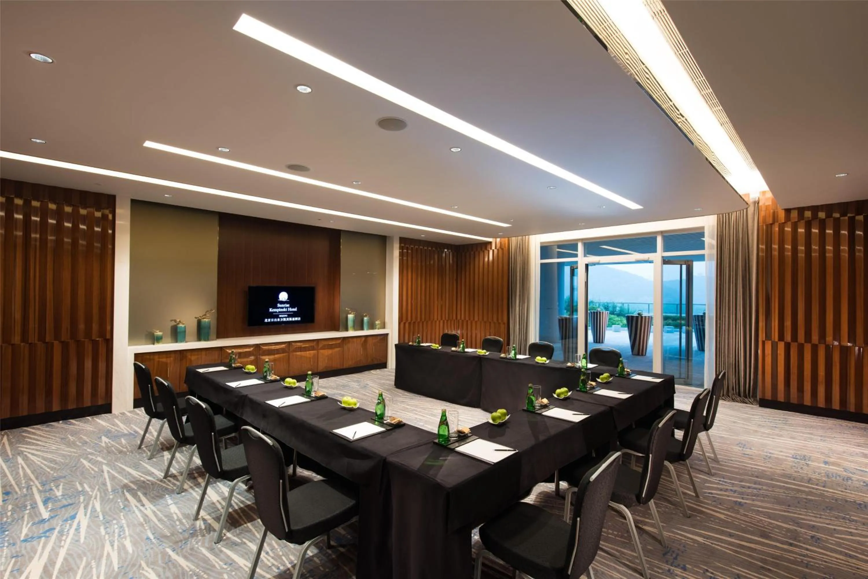 Meeting/conference room in Sunrise Kempinski Hotel Beijing