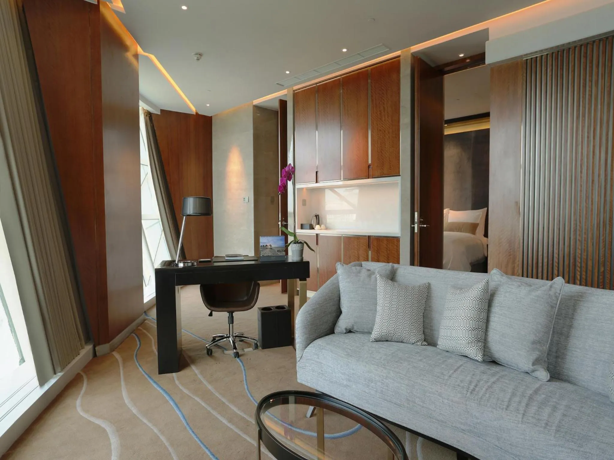 Living room in Sunrise Kempinski Hotel Beijing