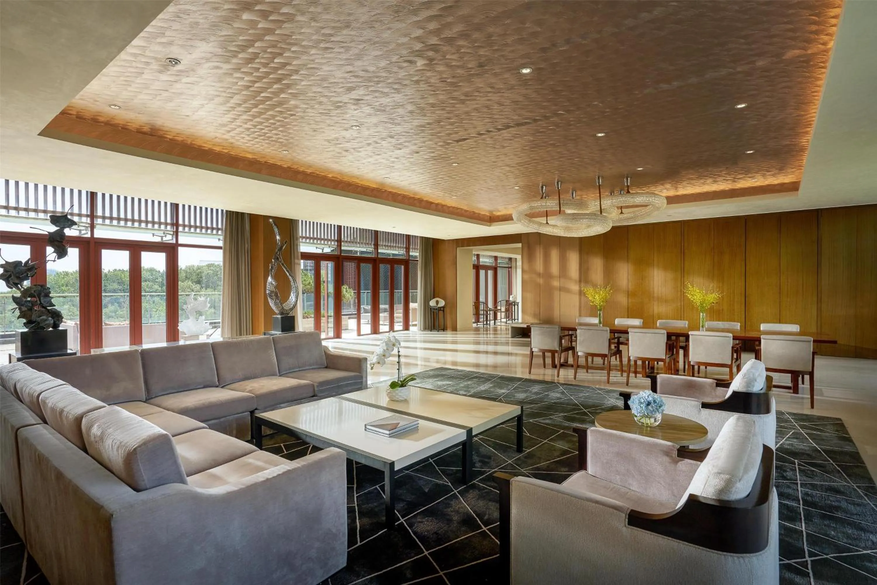 Living room in Yanqi Hotel, Managed by Kempinski