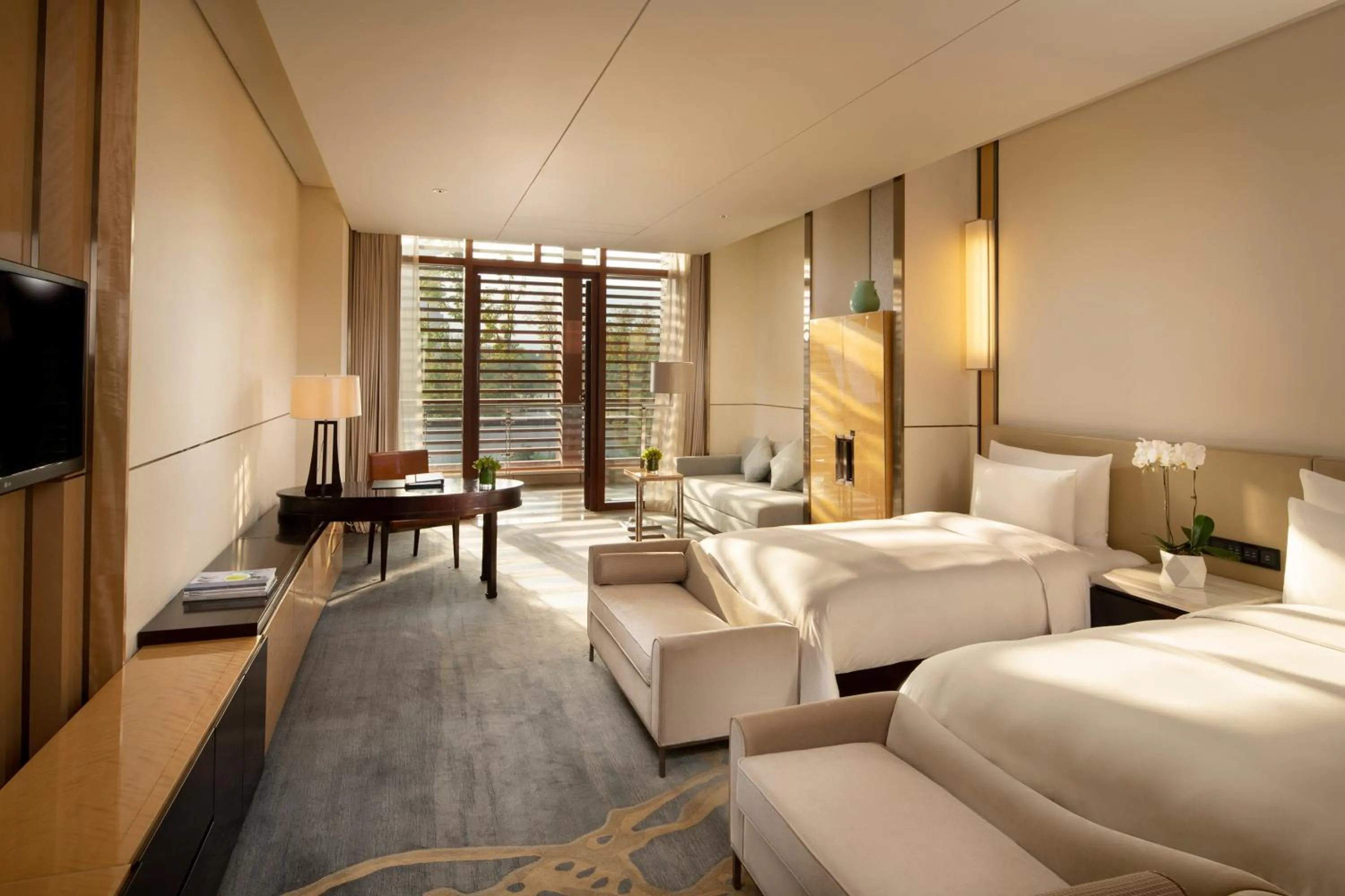 Bedroom, Bed in Yanqi Hotel, Managed by Kempinski