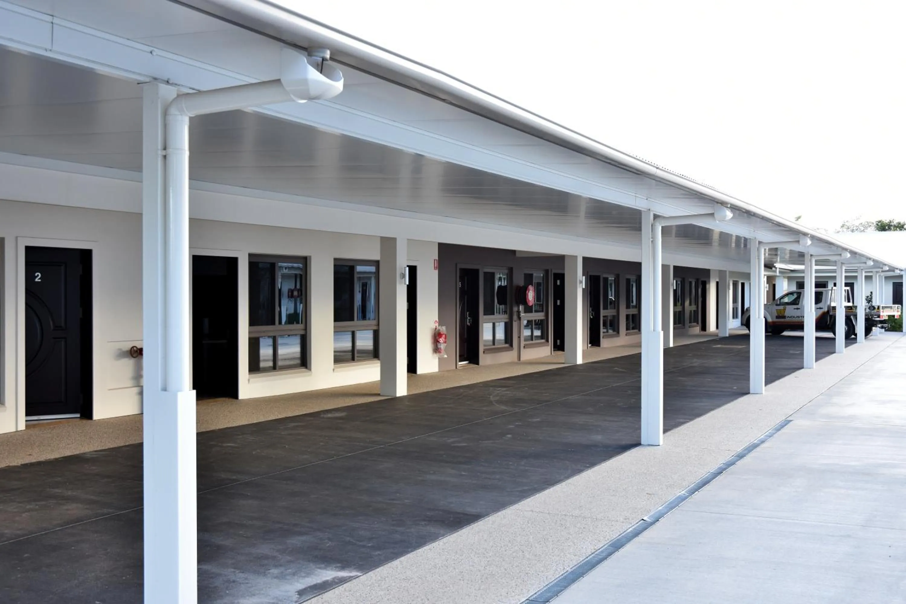 Facade/entrance in Western Downs Motor Inn