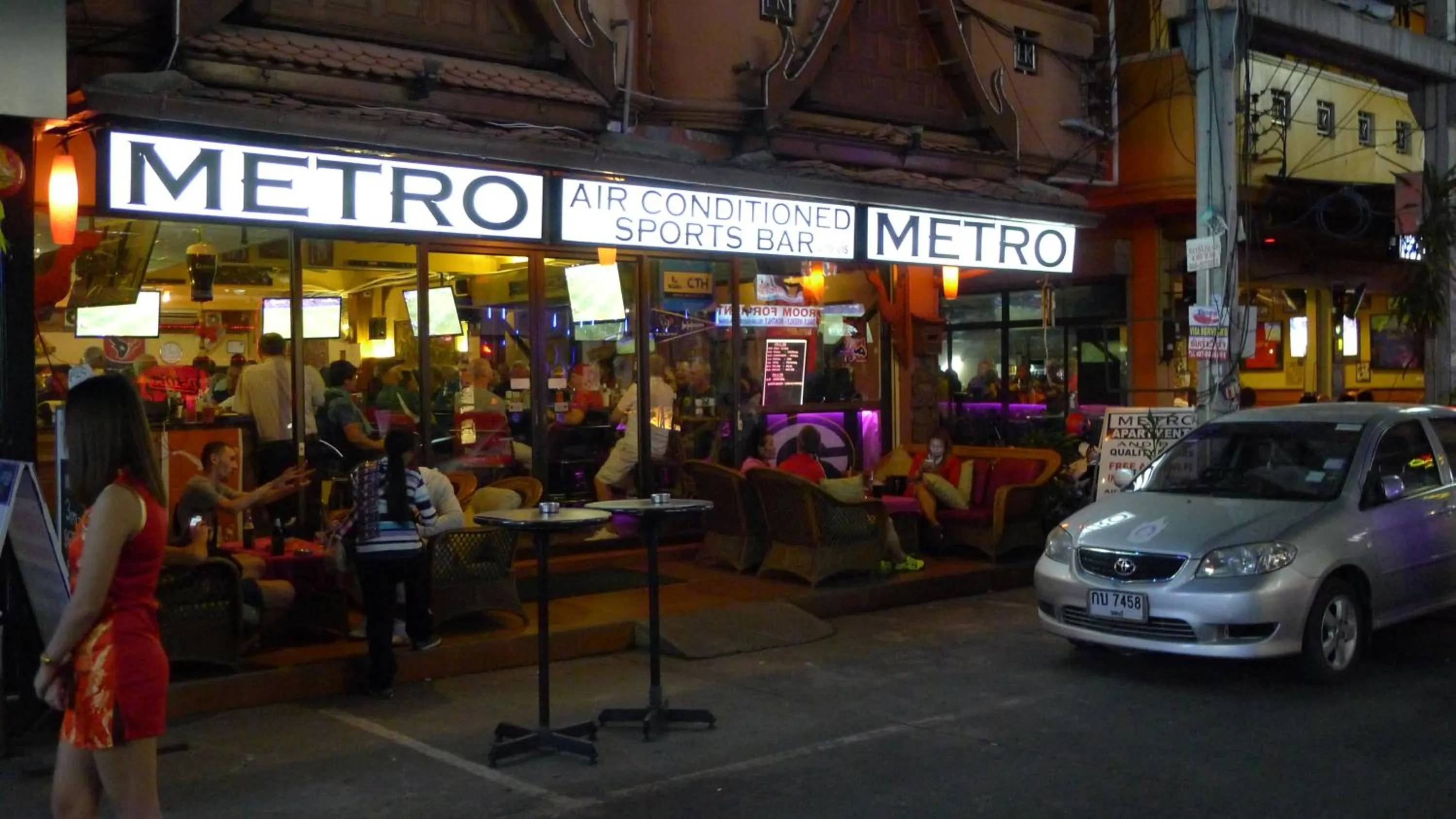 Balcony/Terrace in Metro Apartments
