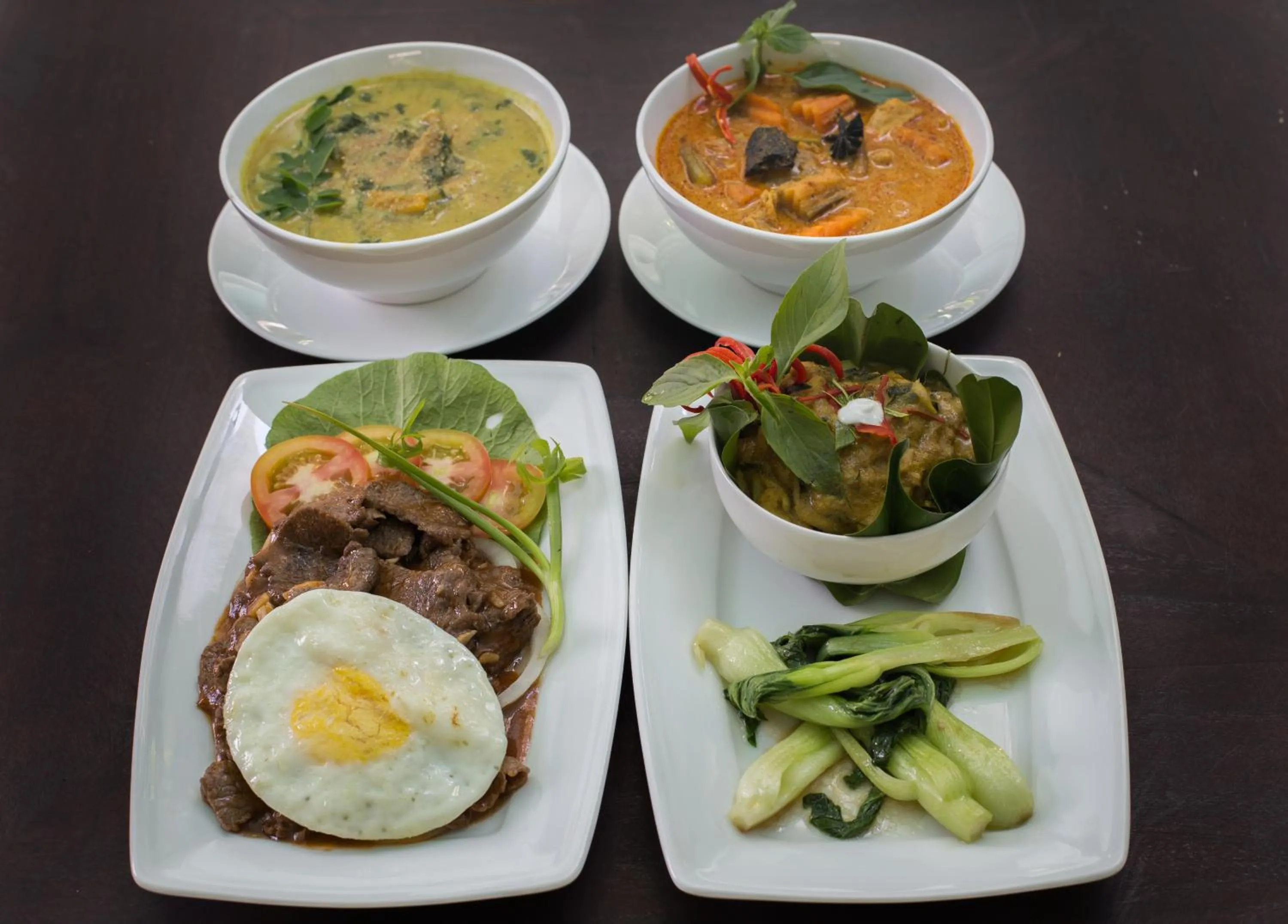 Restaurant/places to eat in Solitaire Damnak Villa Hotel