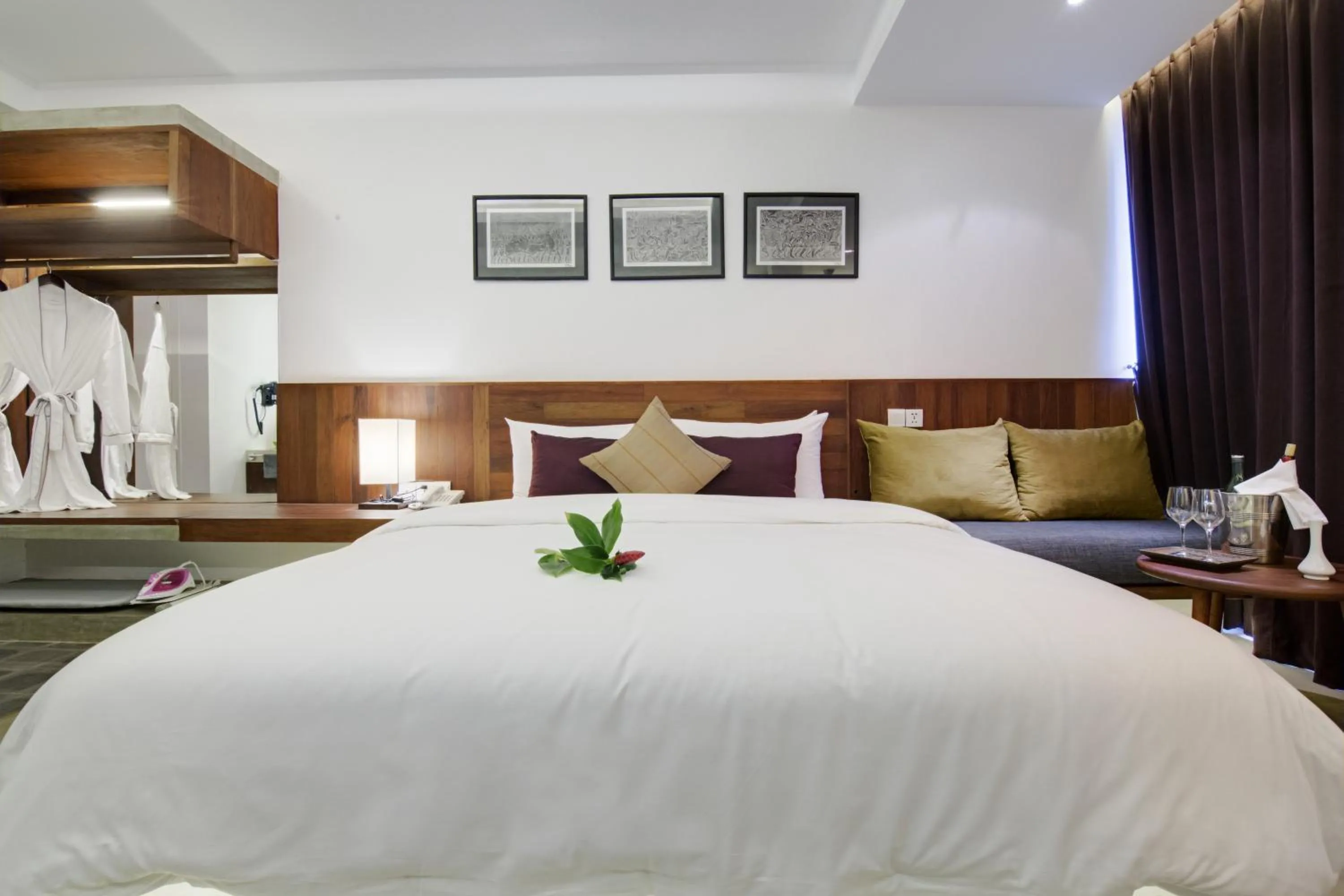 Bedroom, Bed in Solitaire Damnak Villa Hotel