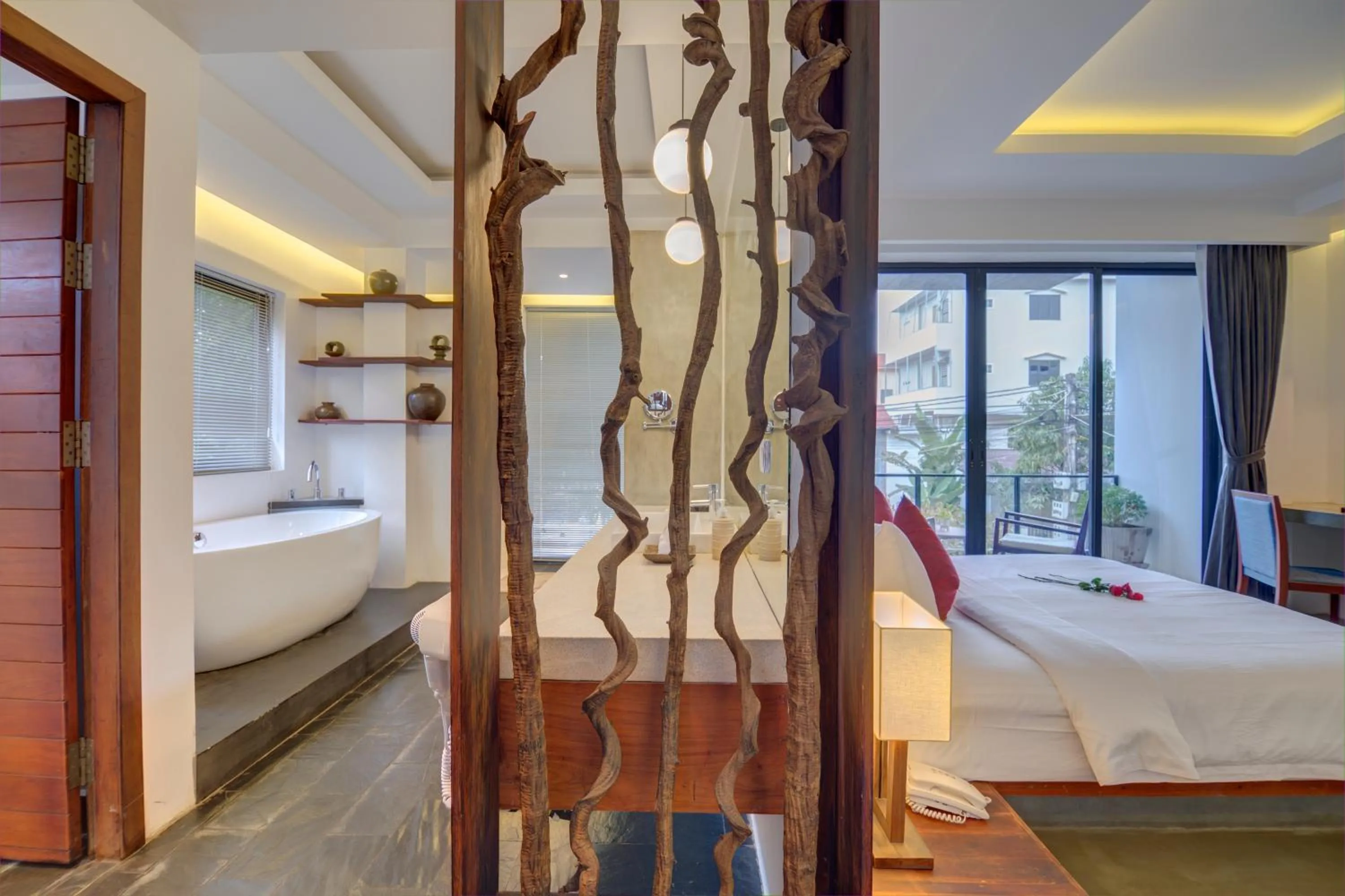 Bedroom, Bed in Solitaire Damnak Villa Hotel