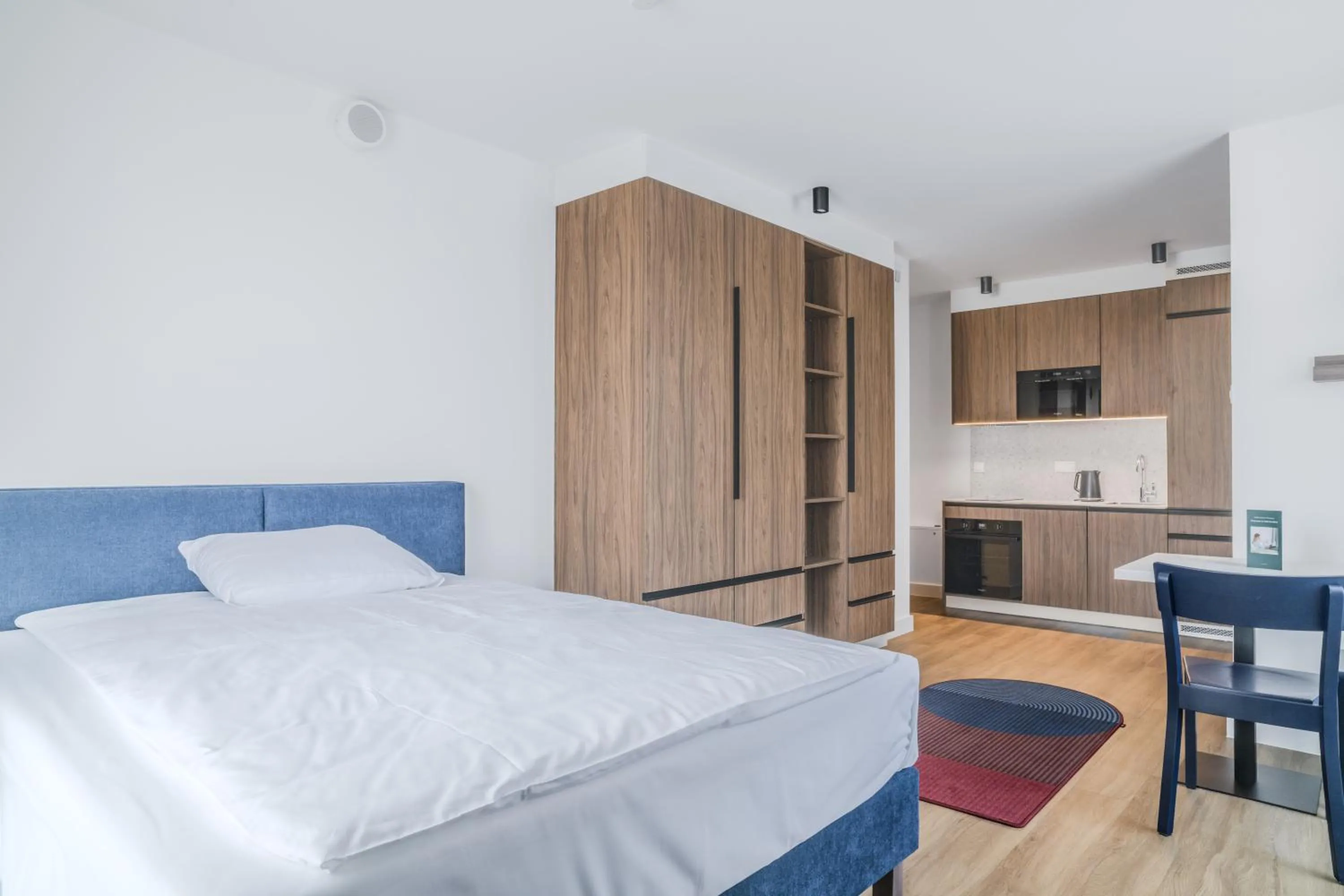 Bed in Noli Gdansk Wrzeszcz