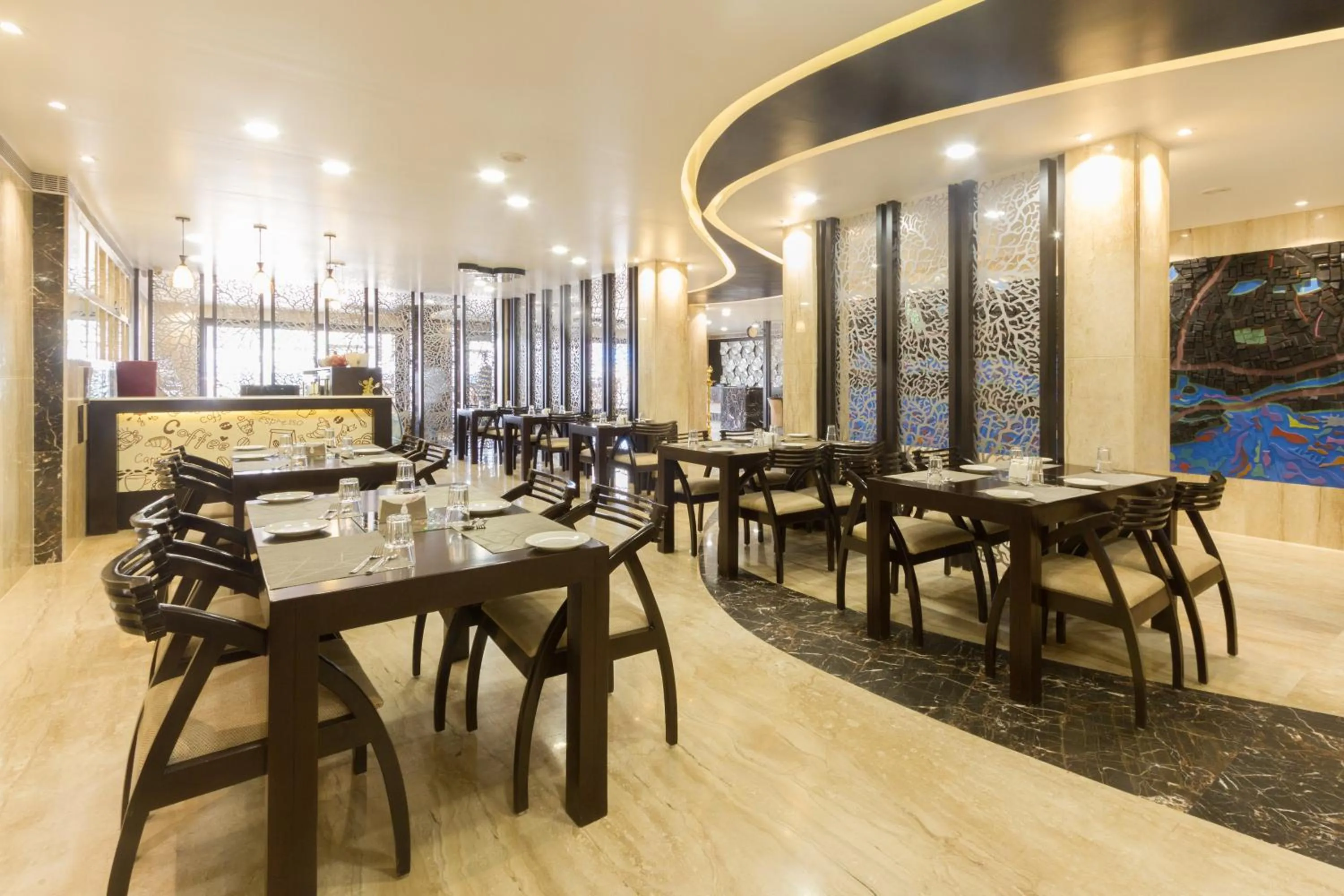 Restaurant/places to eat in Hotel Southern Residency- near to SIPCOT