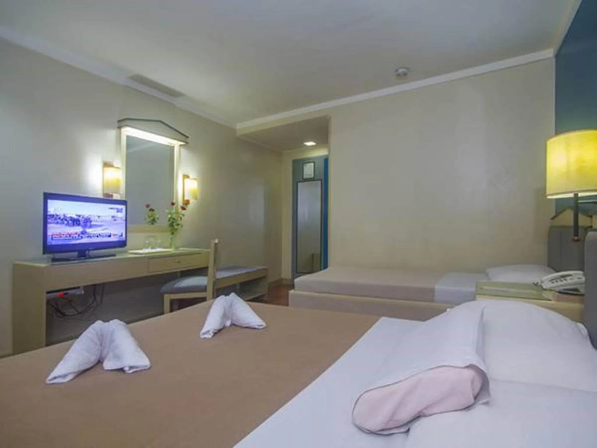 Bed in New Dawn Pensionne House