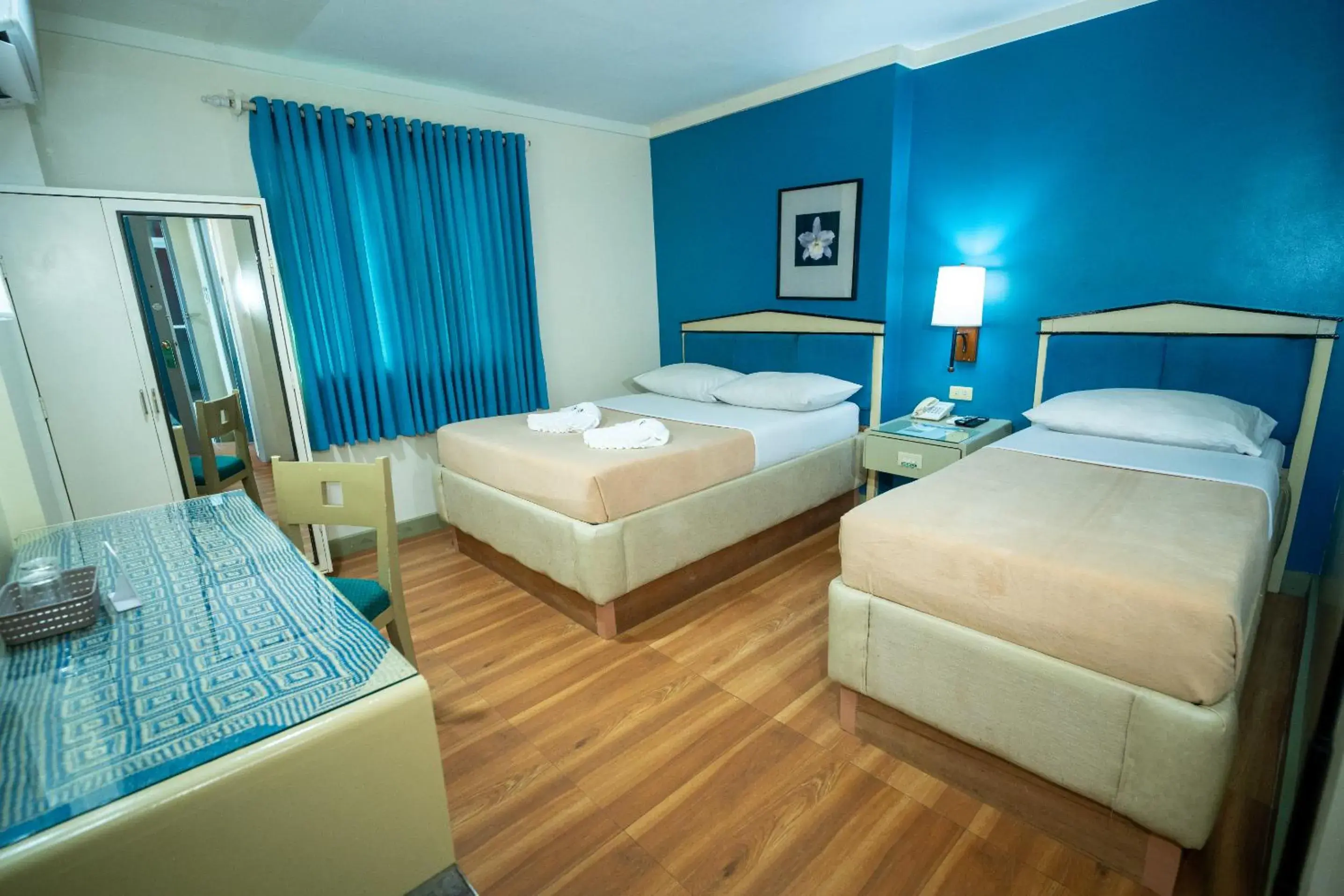 Superior Triple Room in New Dawn Pensionne House Superior Triple Room in New Dawn Pensionne House