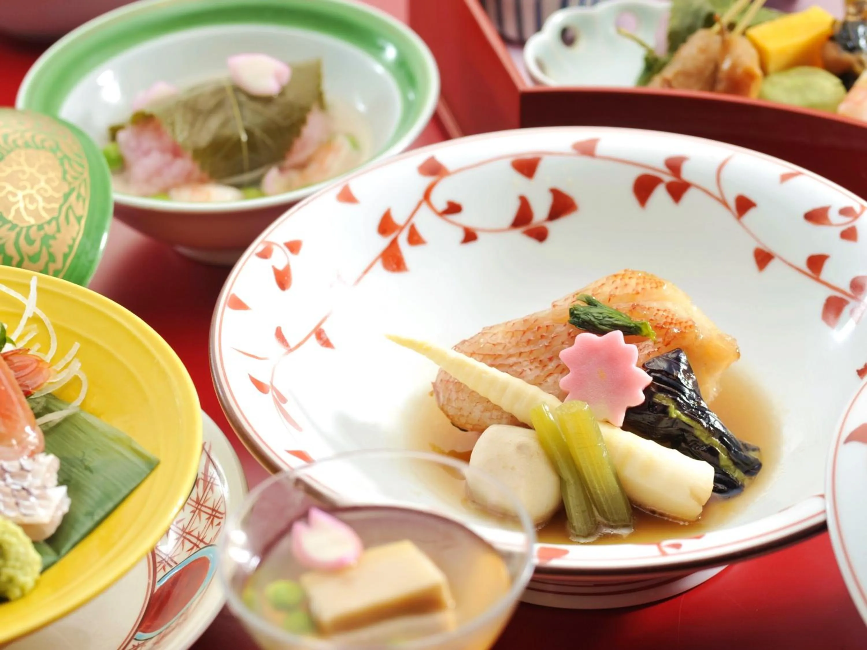 Food and drinks in HanaMOMIJI