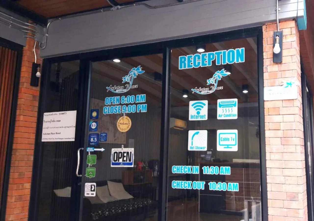 Staff in Aukotan Place