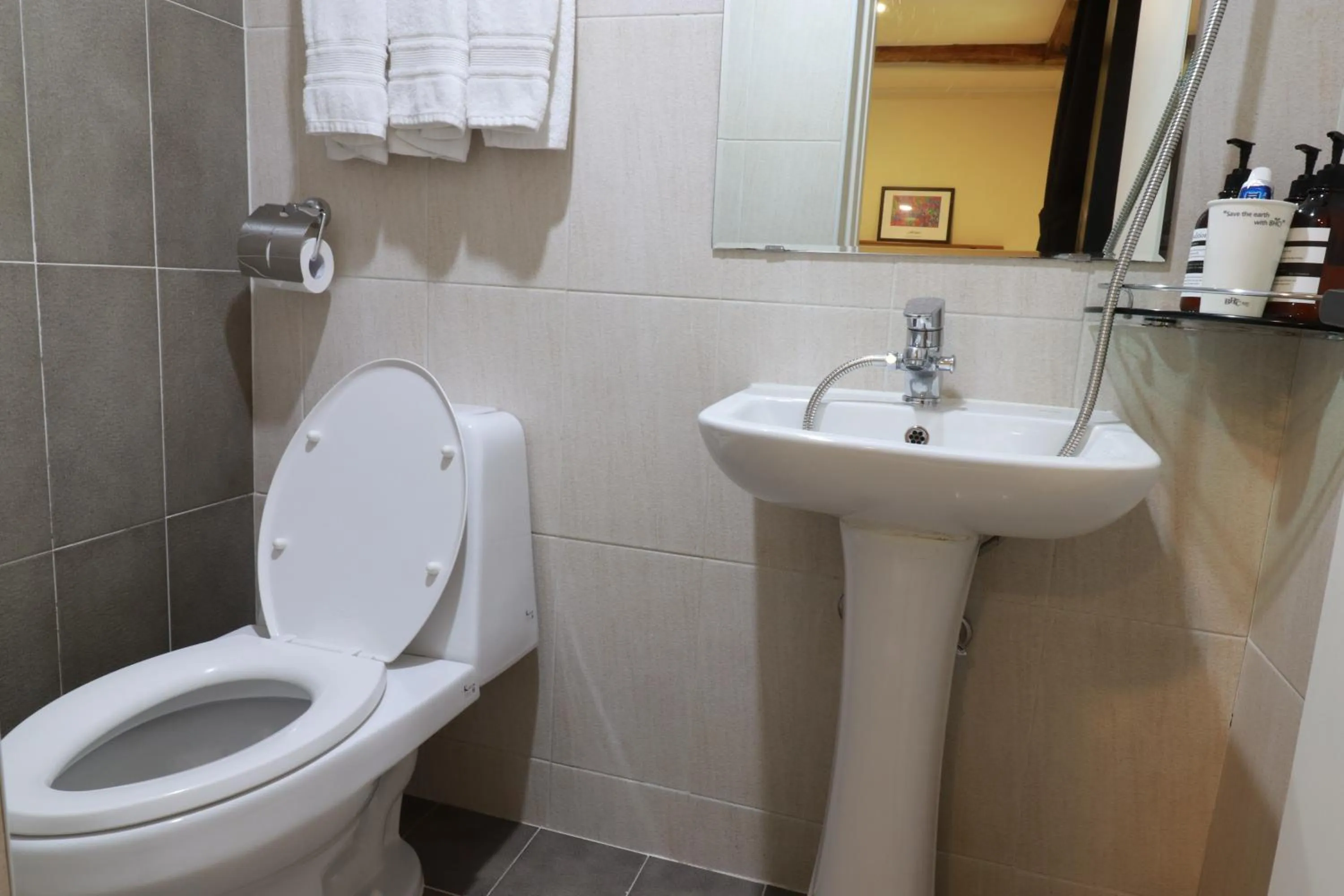 Bathroom in Just4u Guesthouse