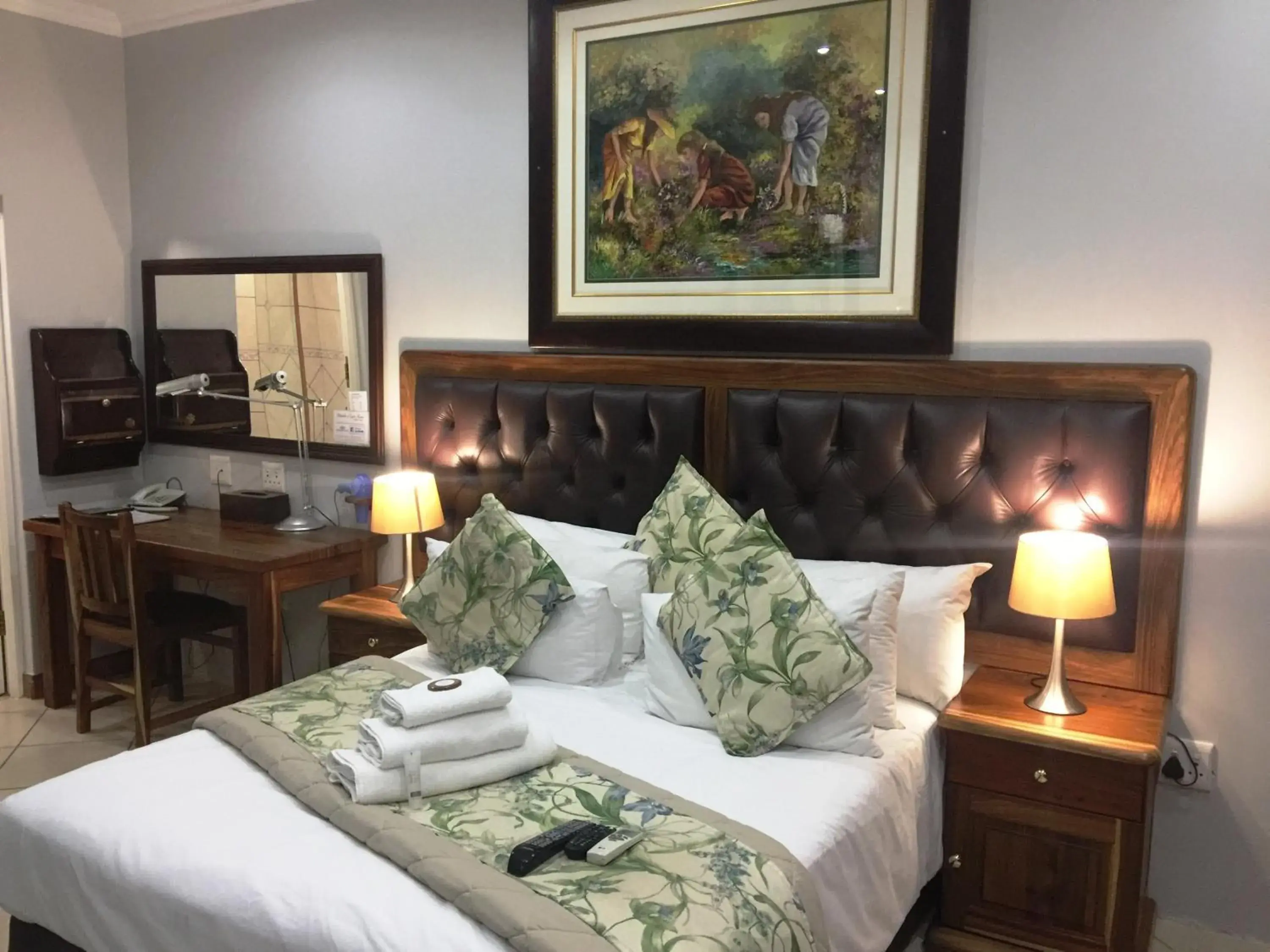 Double Room - single occupancy in Waterkloof Guest House Double Room - single occupancy in Waterkloof Guest House