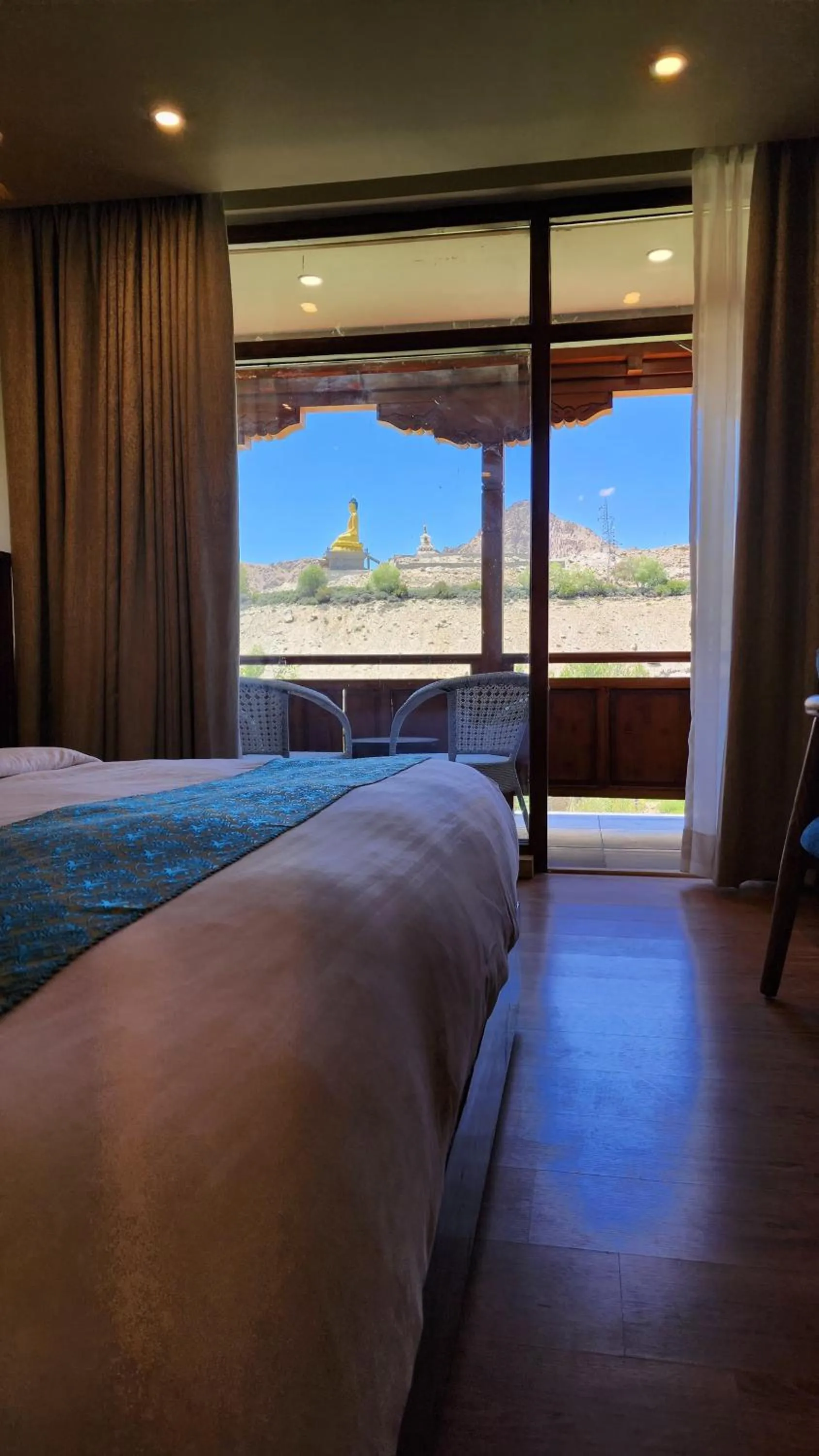 Bed in Hotel Ladakh Heights