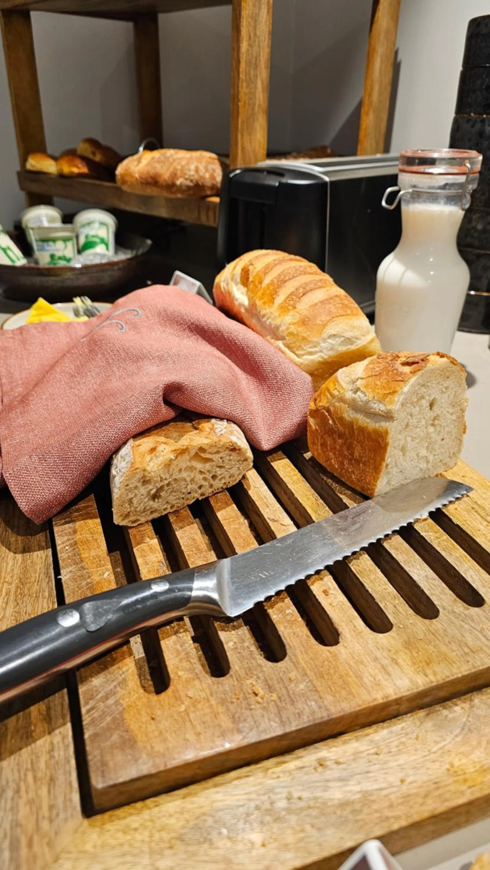 Breakfast in CC Nomie Hôtel Restaurant