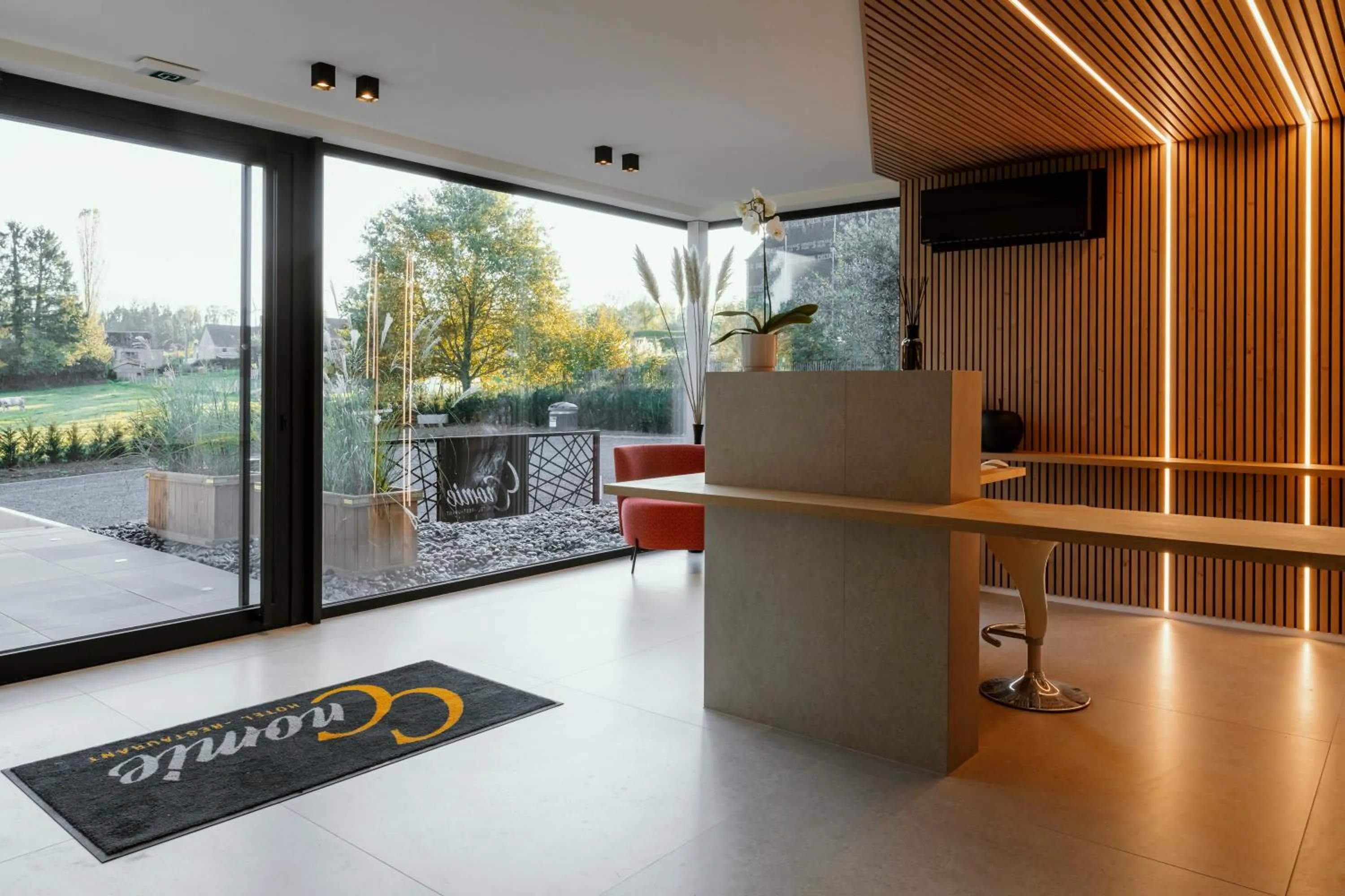 Lobby or reception in CC Nomie Hôtel Restaurant