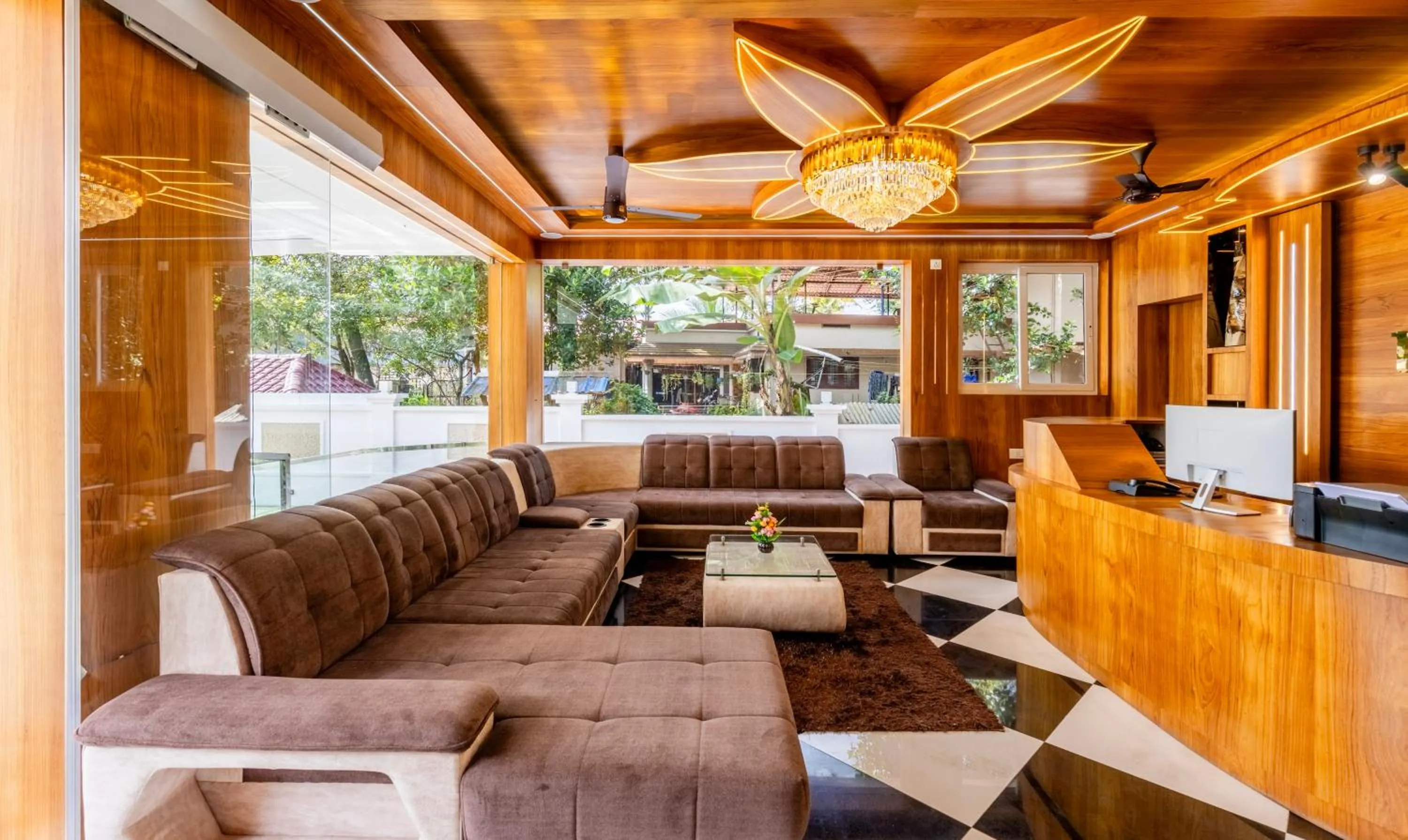 Lobby or reception in Treebo Premium Cochin Airport, 5 min From Cochin Airport