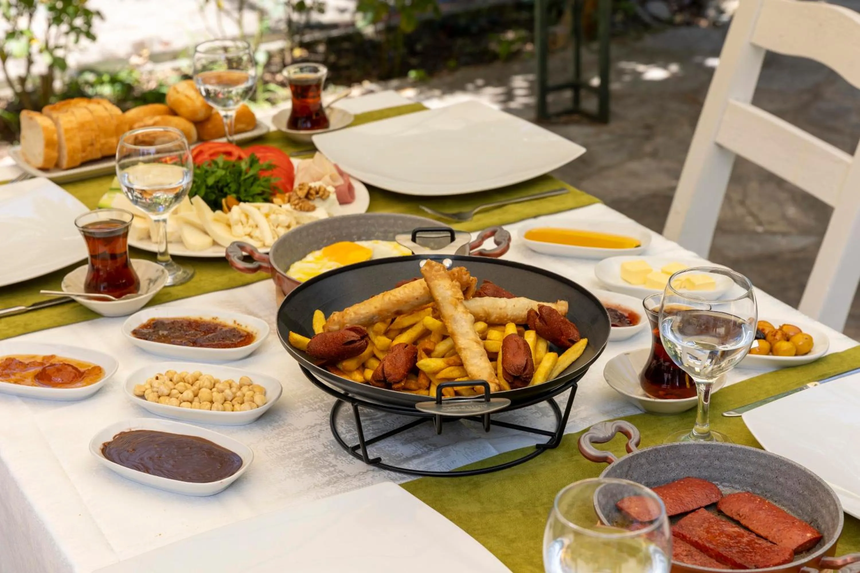 Breakfast in Elite World Village İstanbul Polonezköy