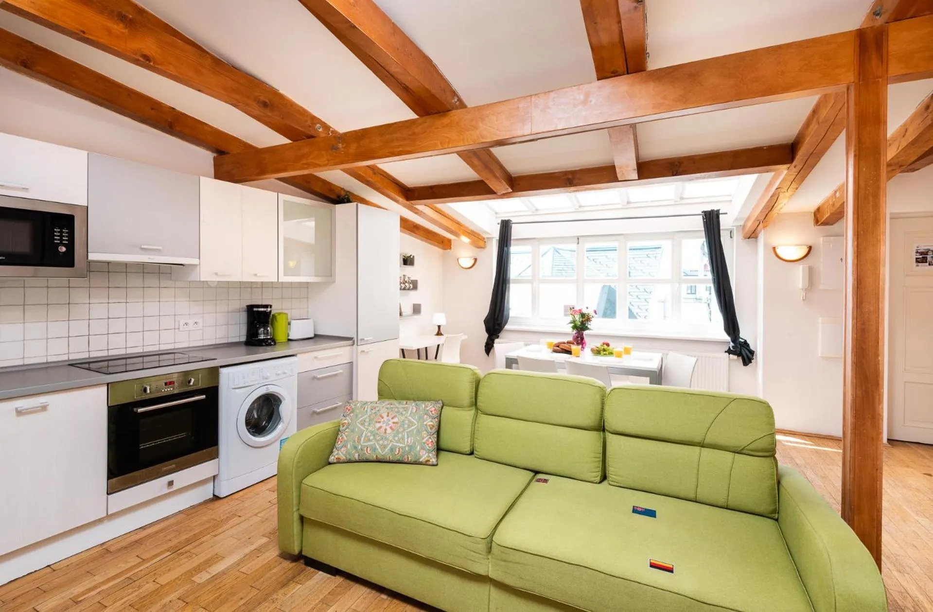 Hybernska Apartments by Pragueforyou