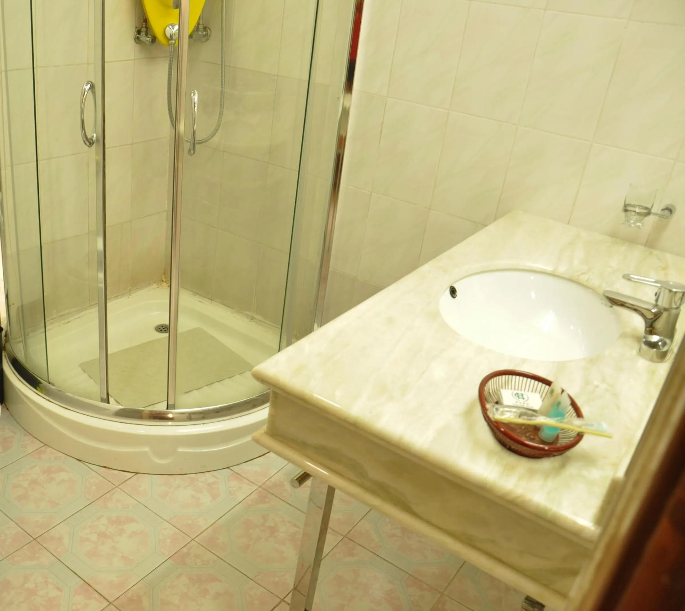 Shower in Churchill Addis Ababa Hotel