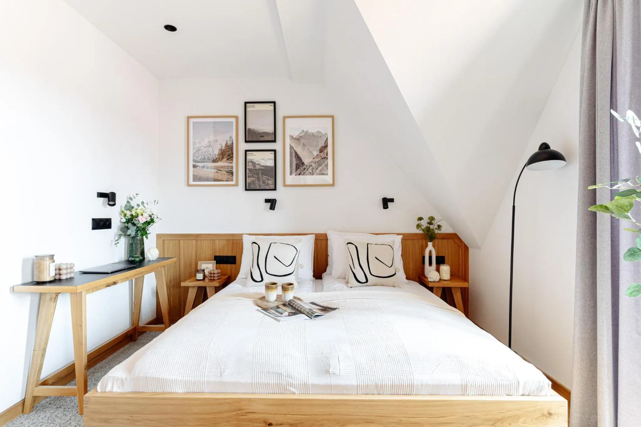 Bed in White Hills - LoftAffair Spa Collection