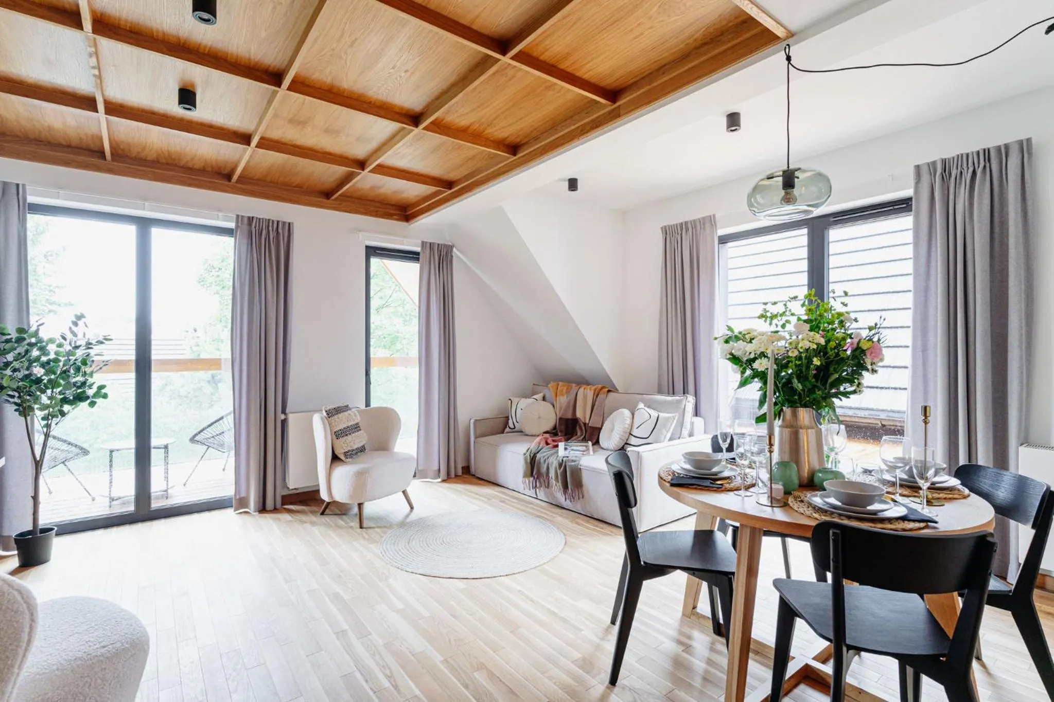 Living room in White Hills - LoftAffair Spa Collection