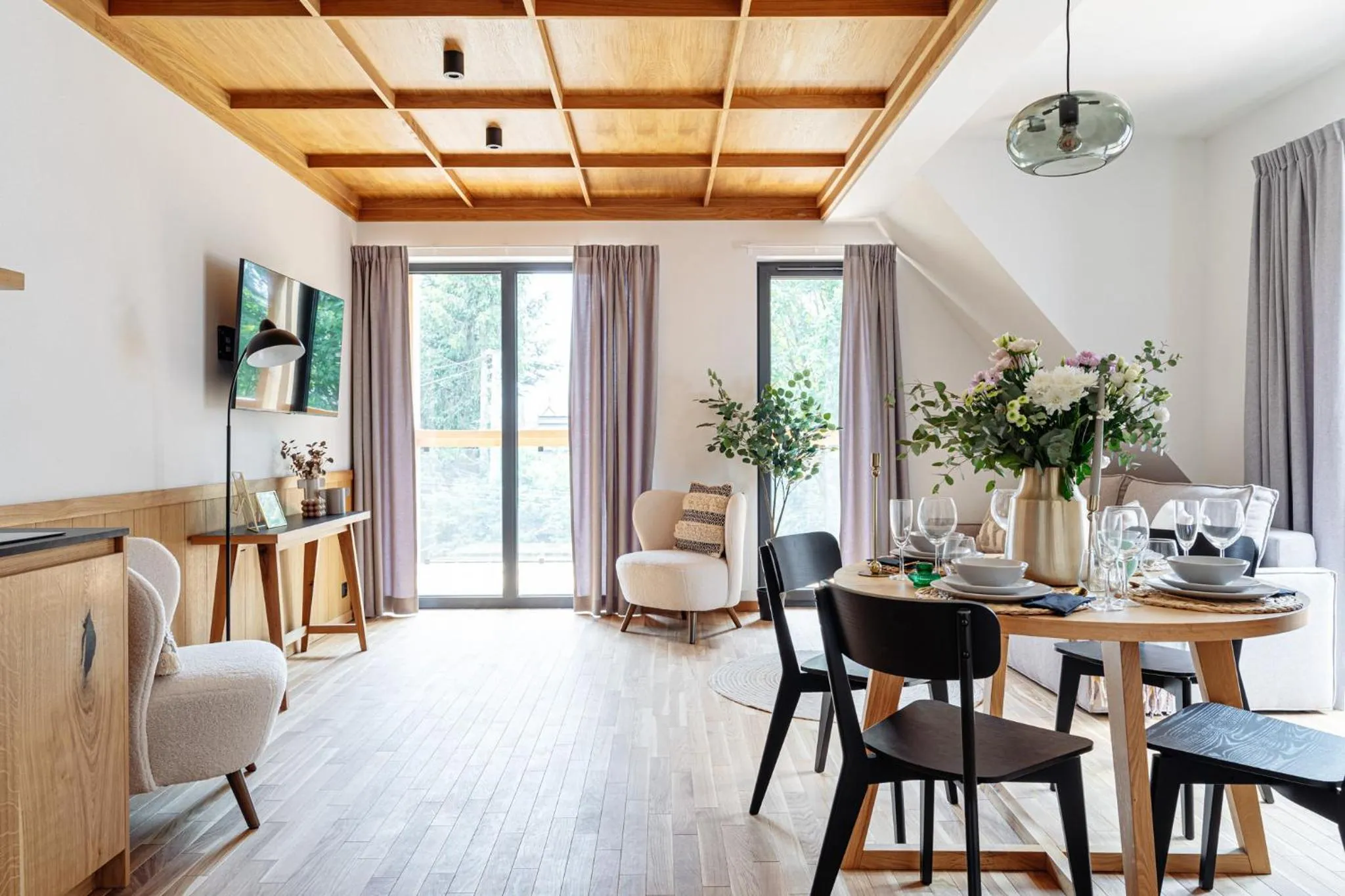 TV and multimedia in White Hills - LoftAffair Spa Collection