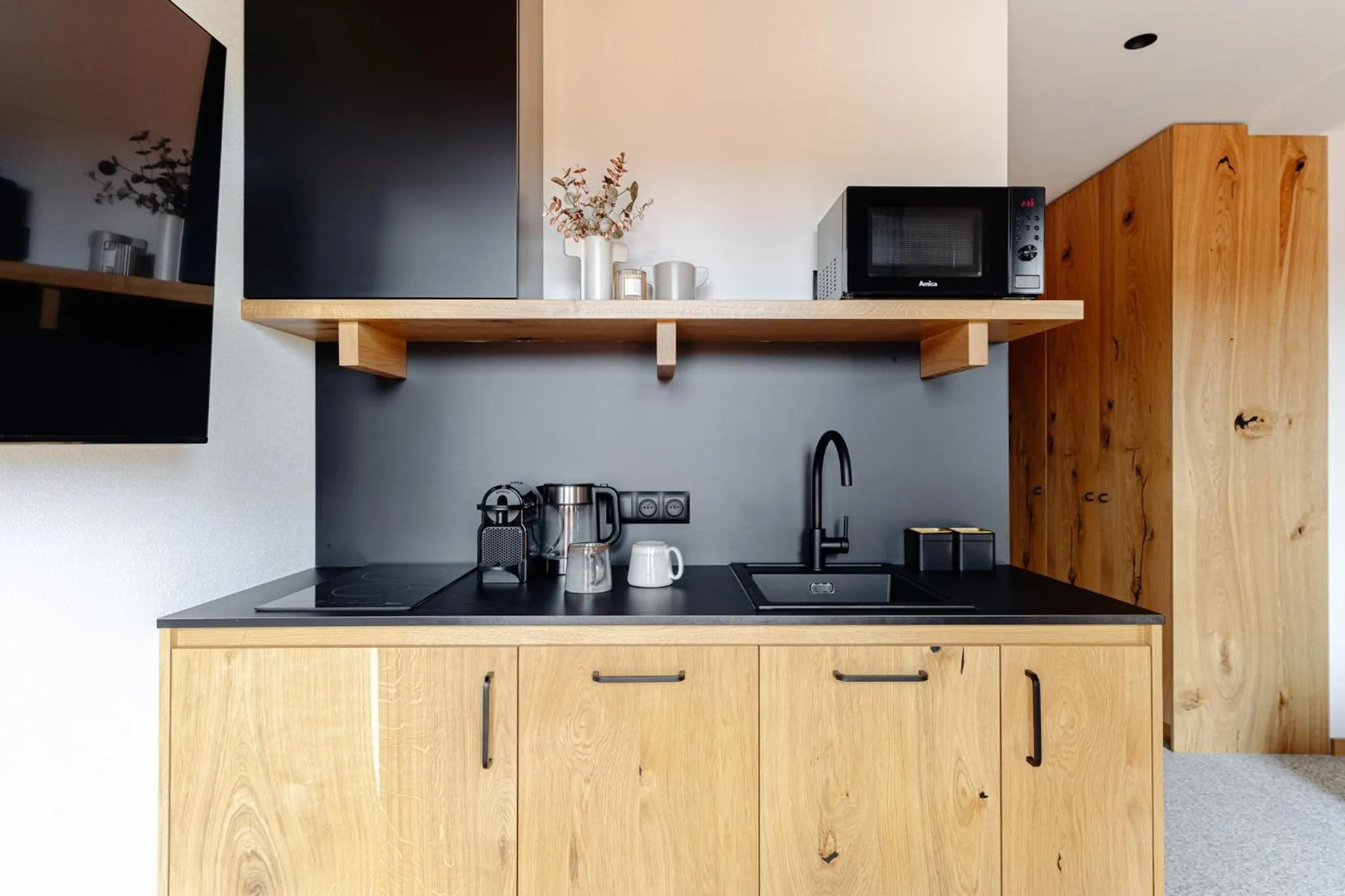 Kitchen or kitchenette in White Hills - LoftAffair Spa Collection