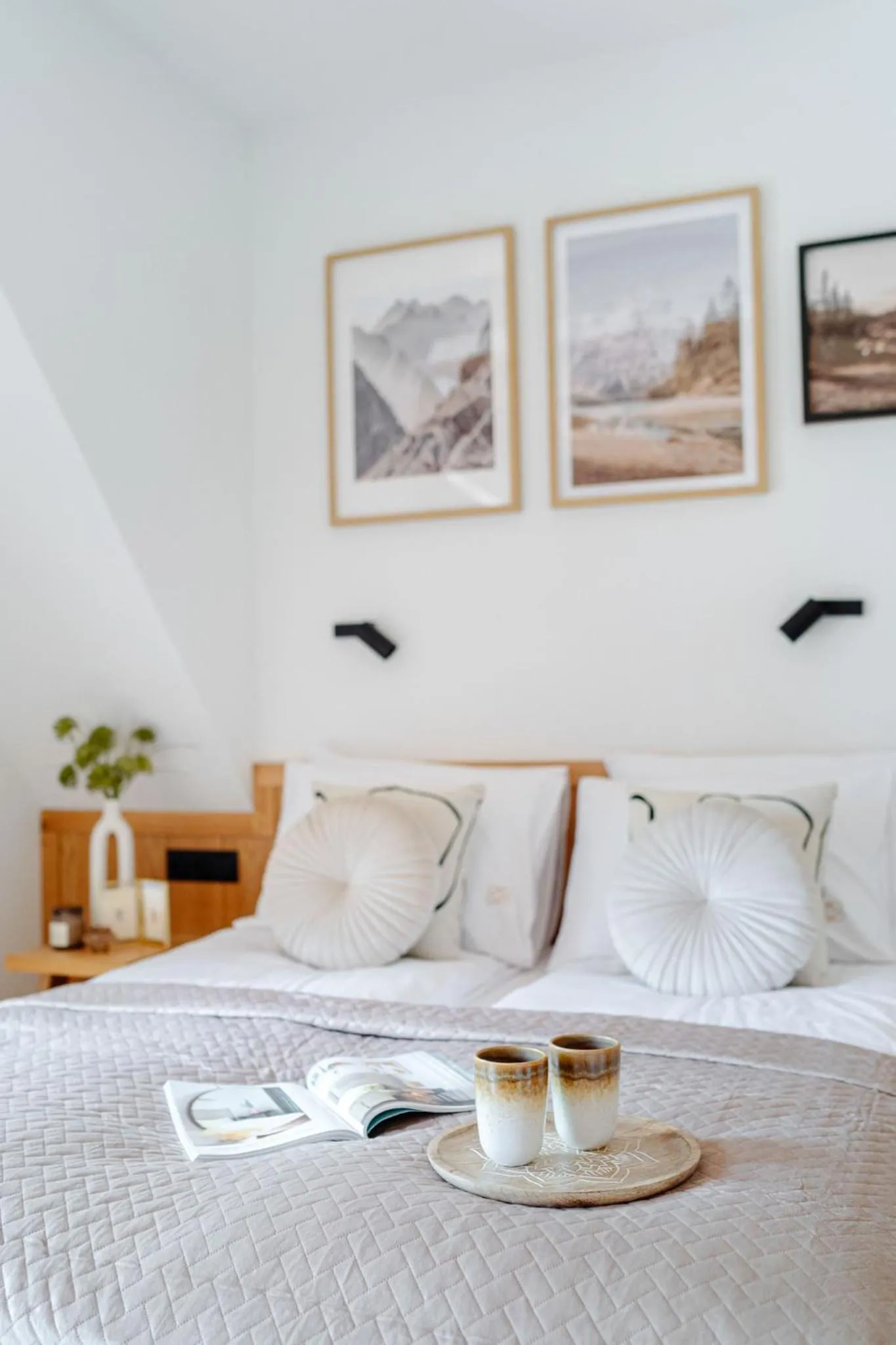 Bed in White Hills - LoftAffair Spa Collection