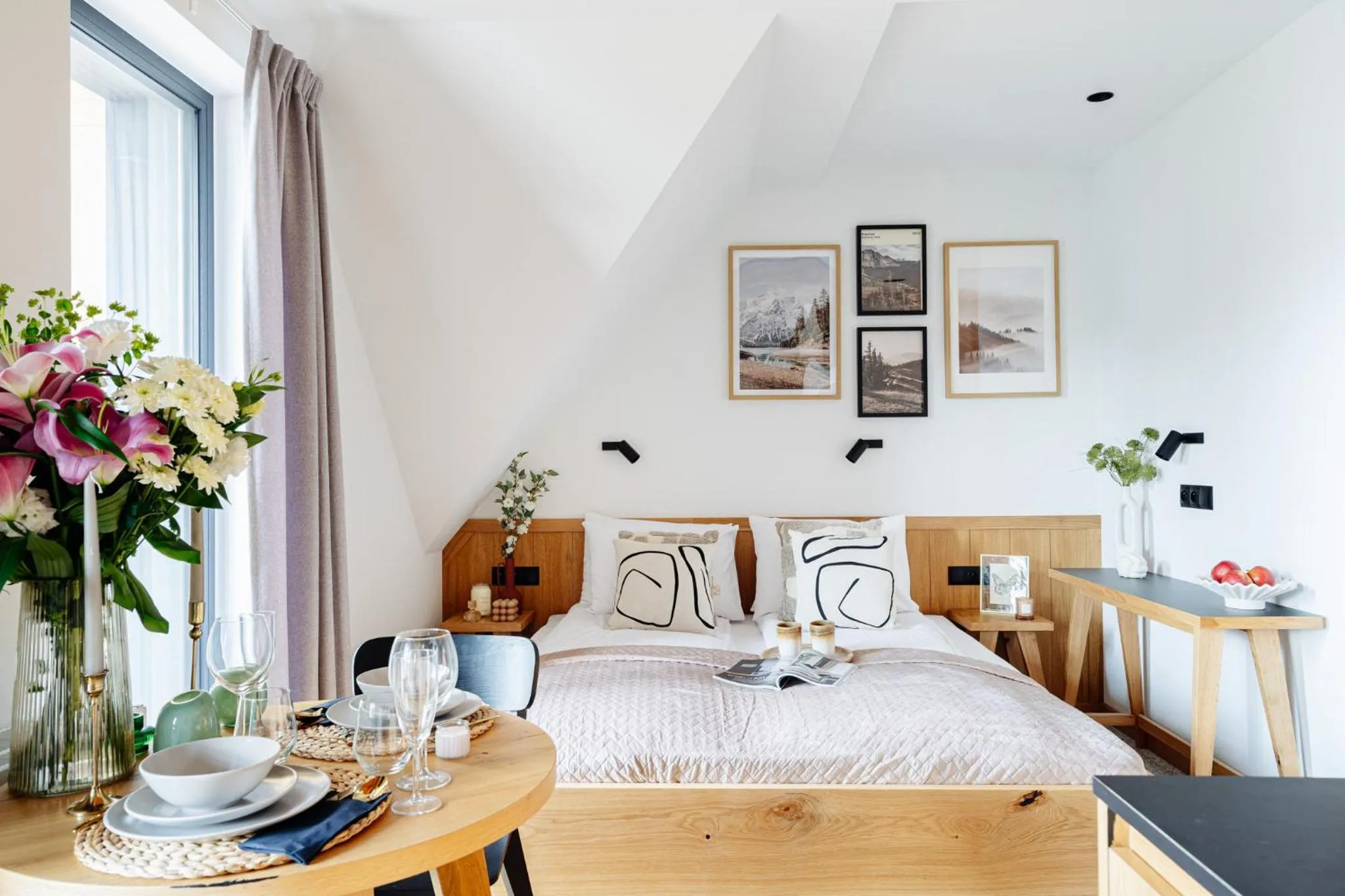 Bed in White Hills - LoftAffair Spa Collection