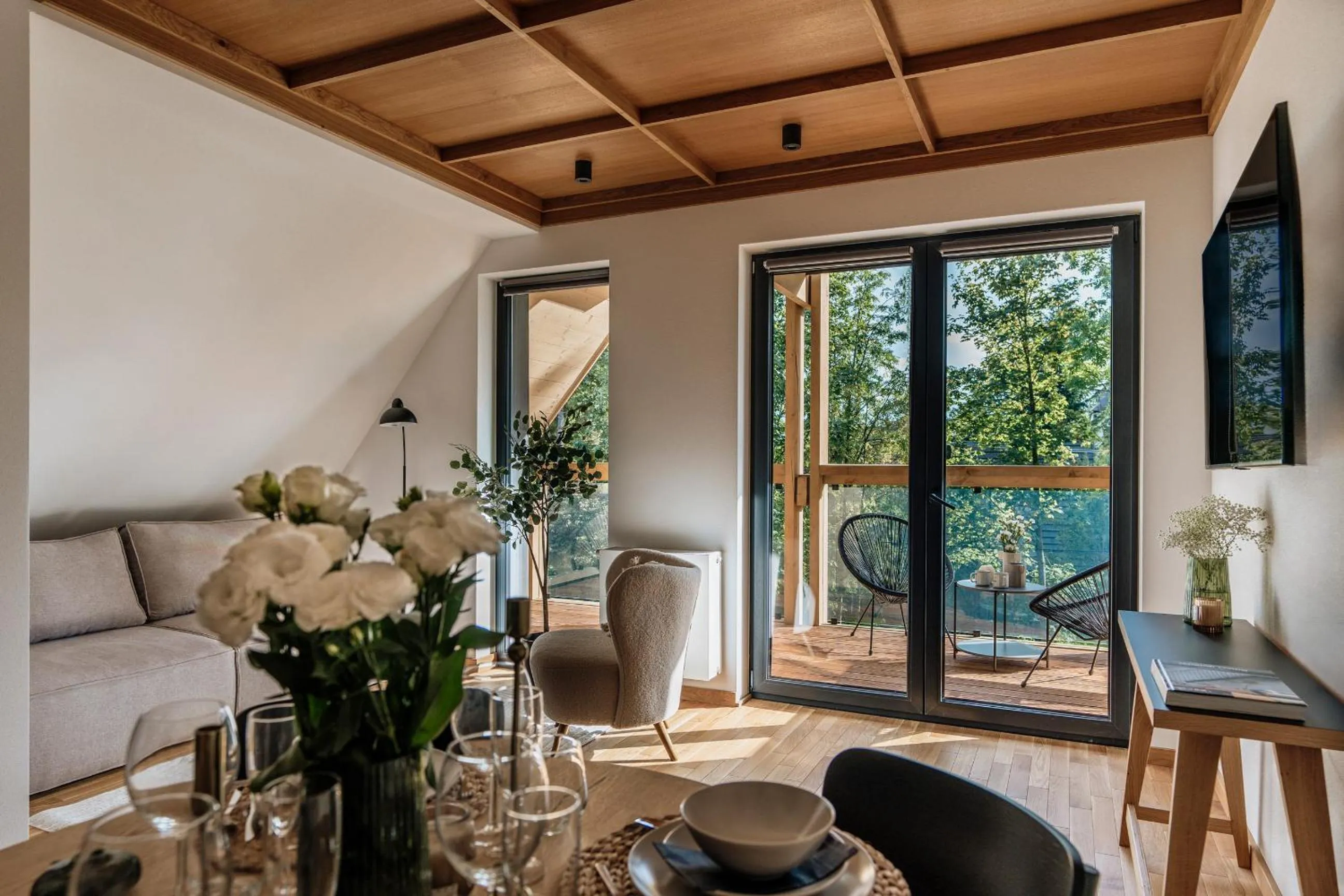 Living room in White Hills - LoftAffair Spa Collection