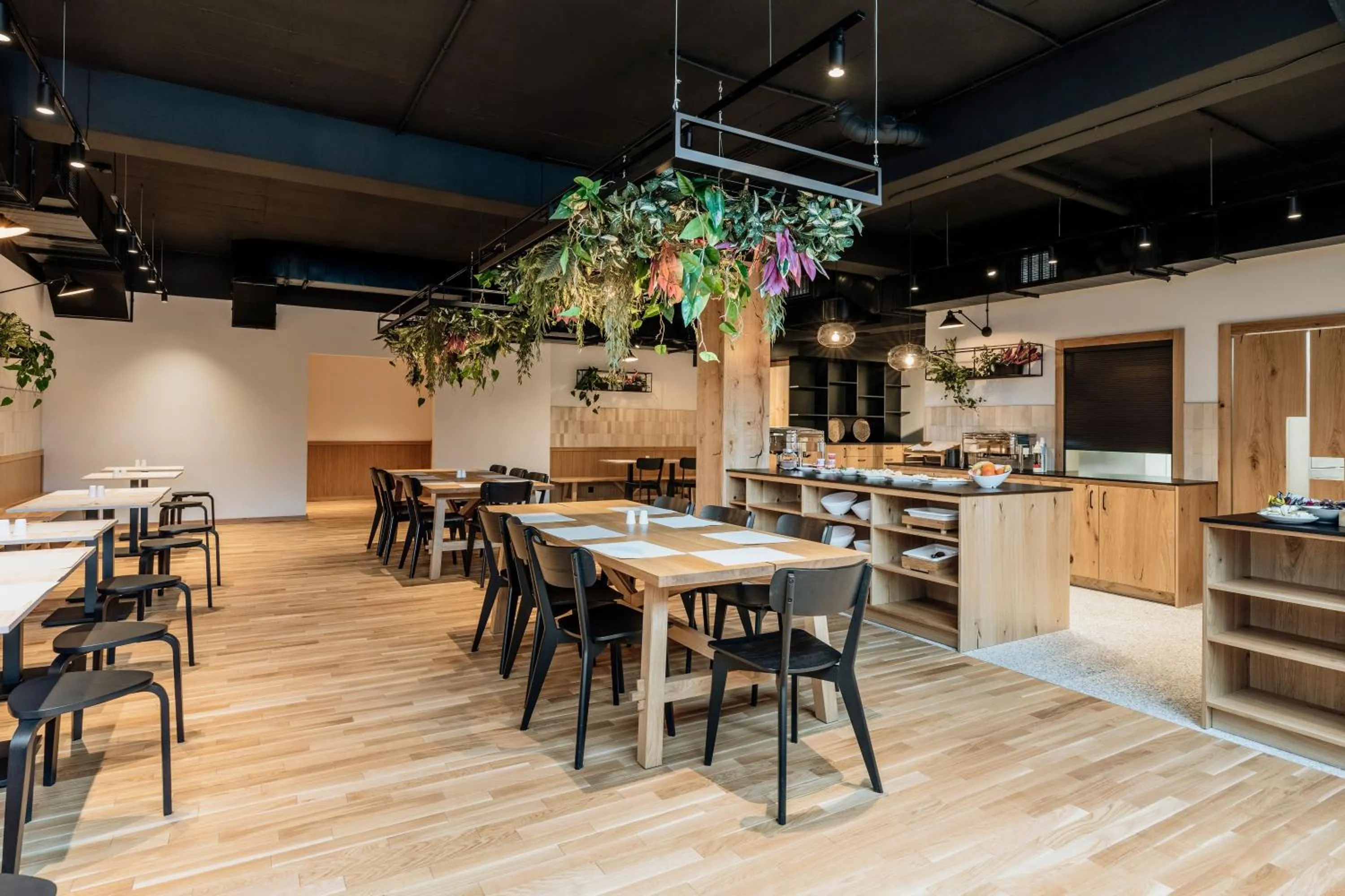 Restaurant/places to eat in White Hills - LoftAffair Spa Collection