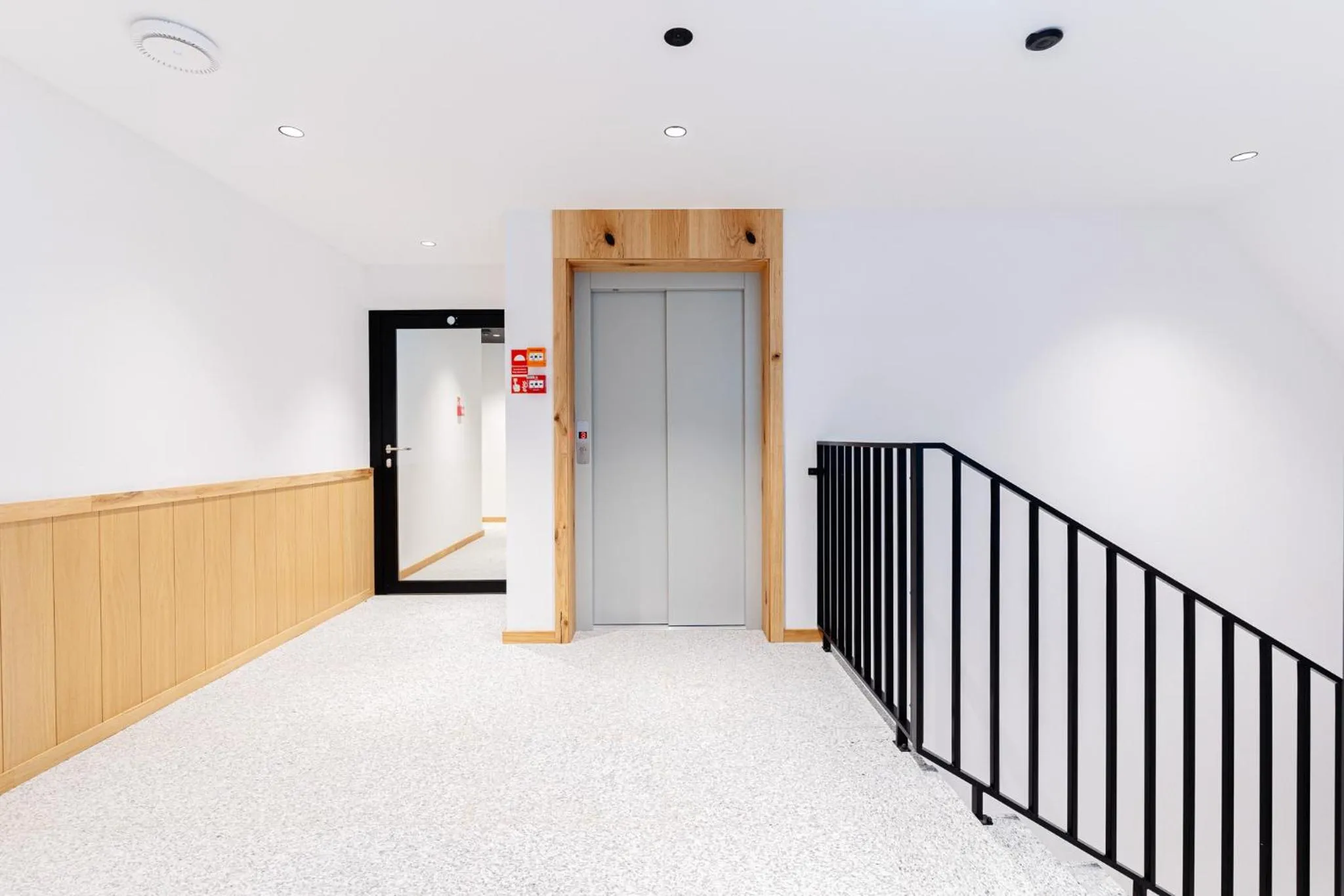 elevator in White Hills - LoftAffair Spa Collection