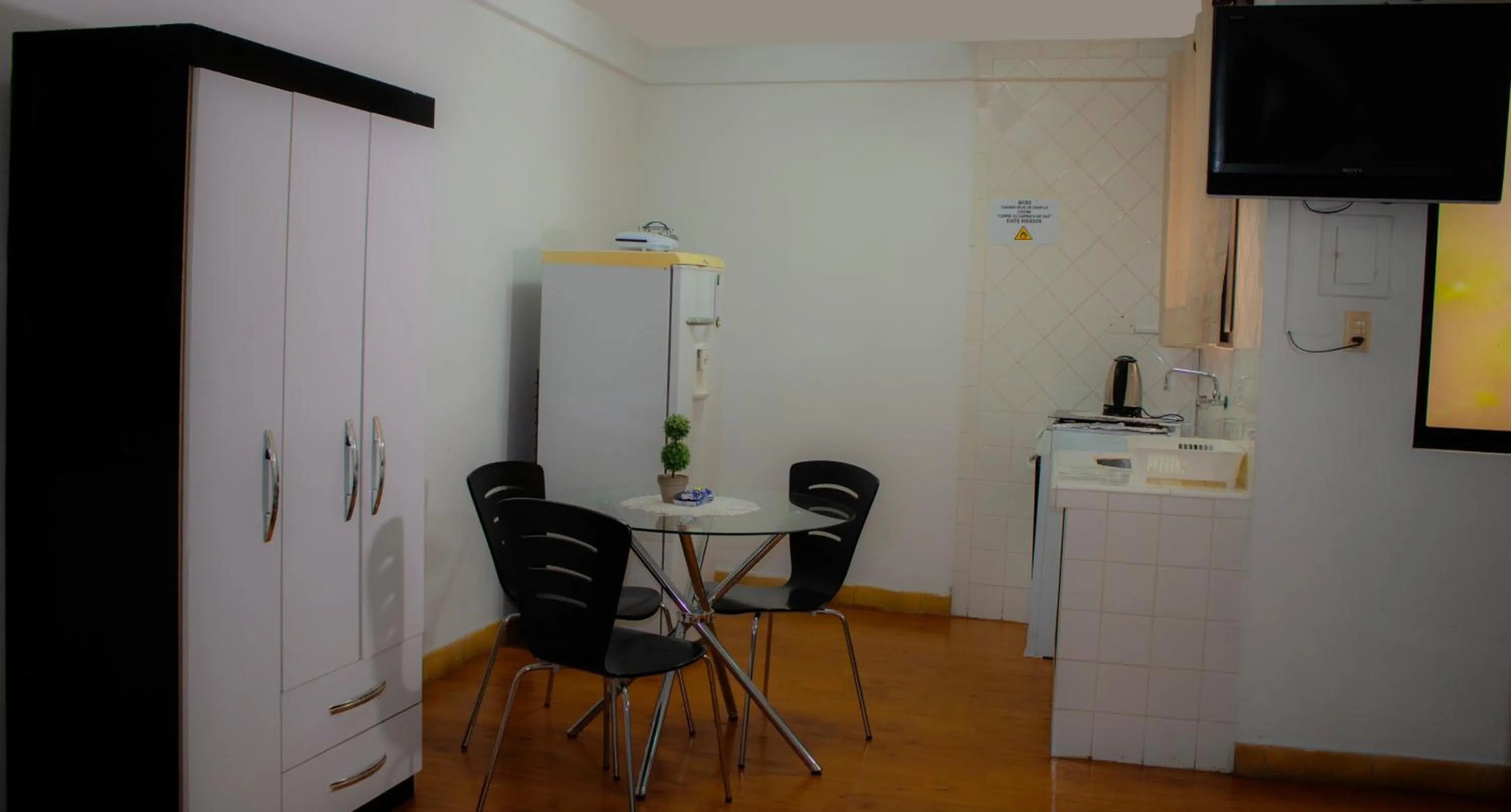 Food and drinks in Buen Retiro Apart Hotel