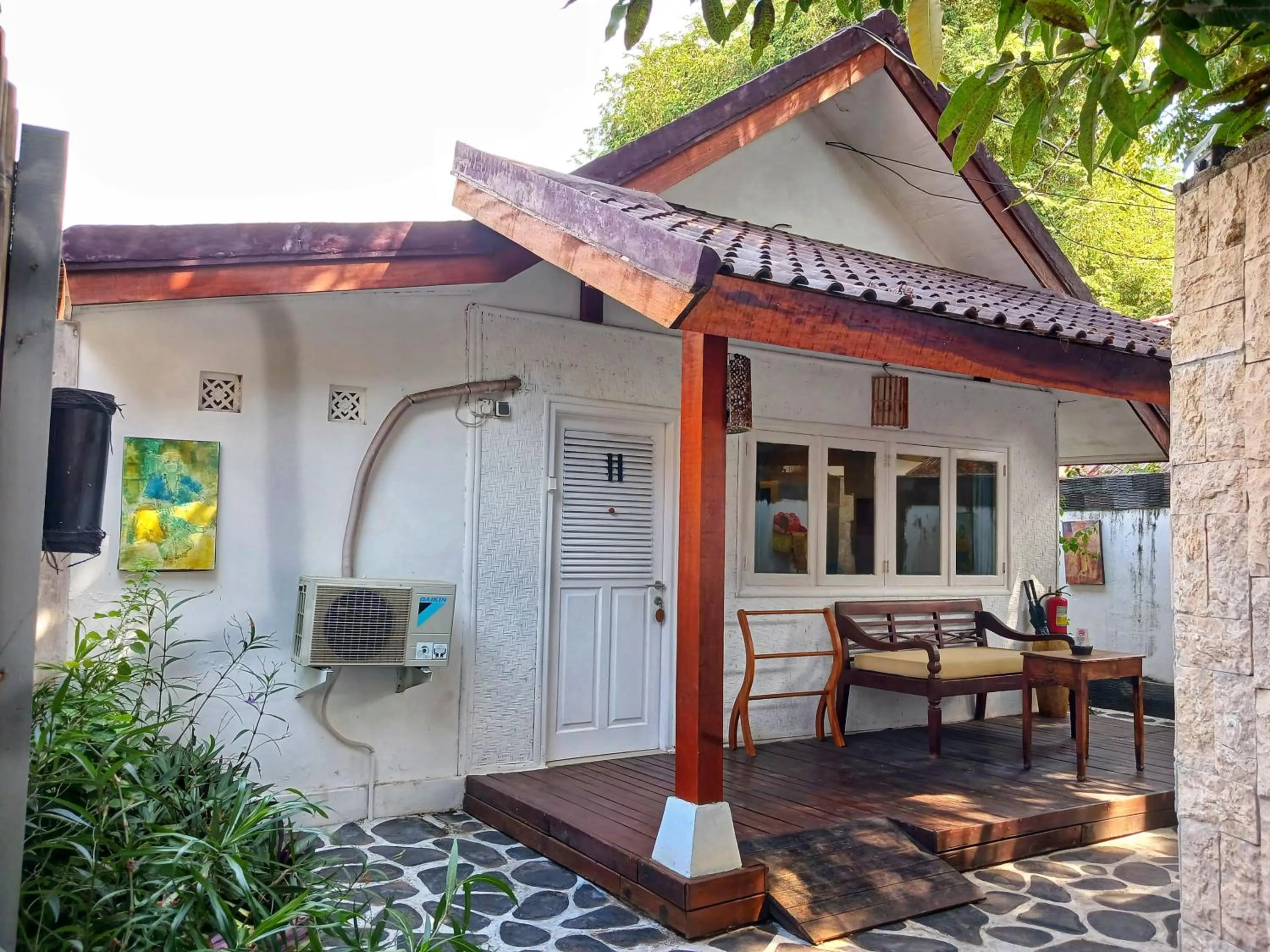 Property building in Scallywags Smugglers