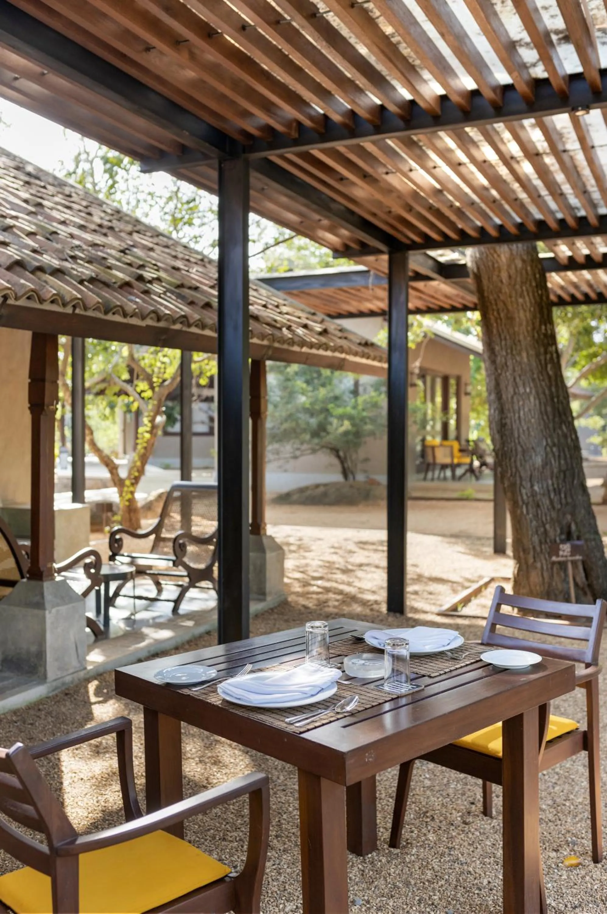 Restaurant/places to eat in Koragaha Lodge - Yala