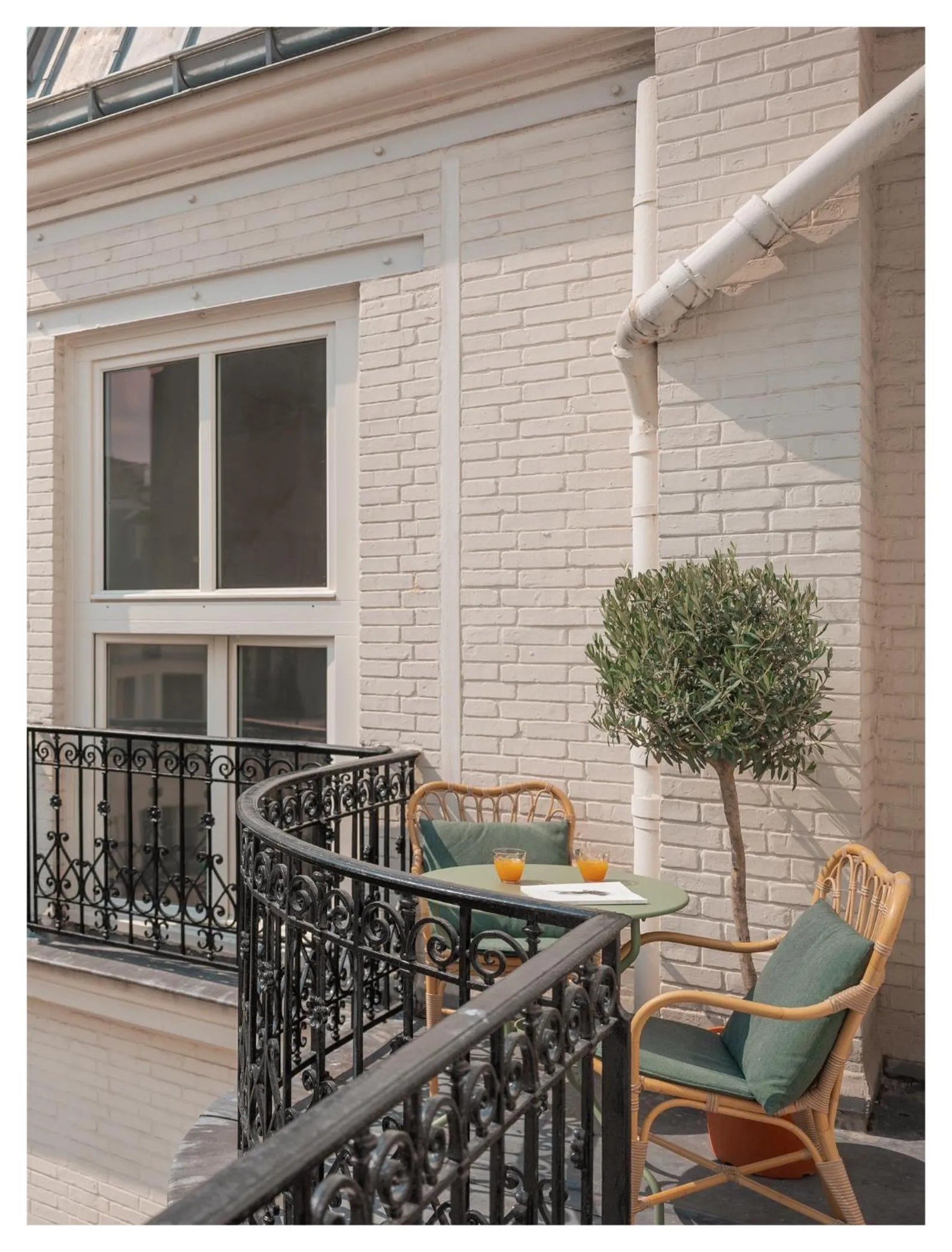 Balcony/Terrace in Miss Fuller