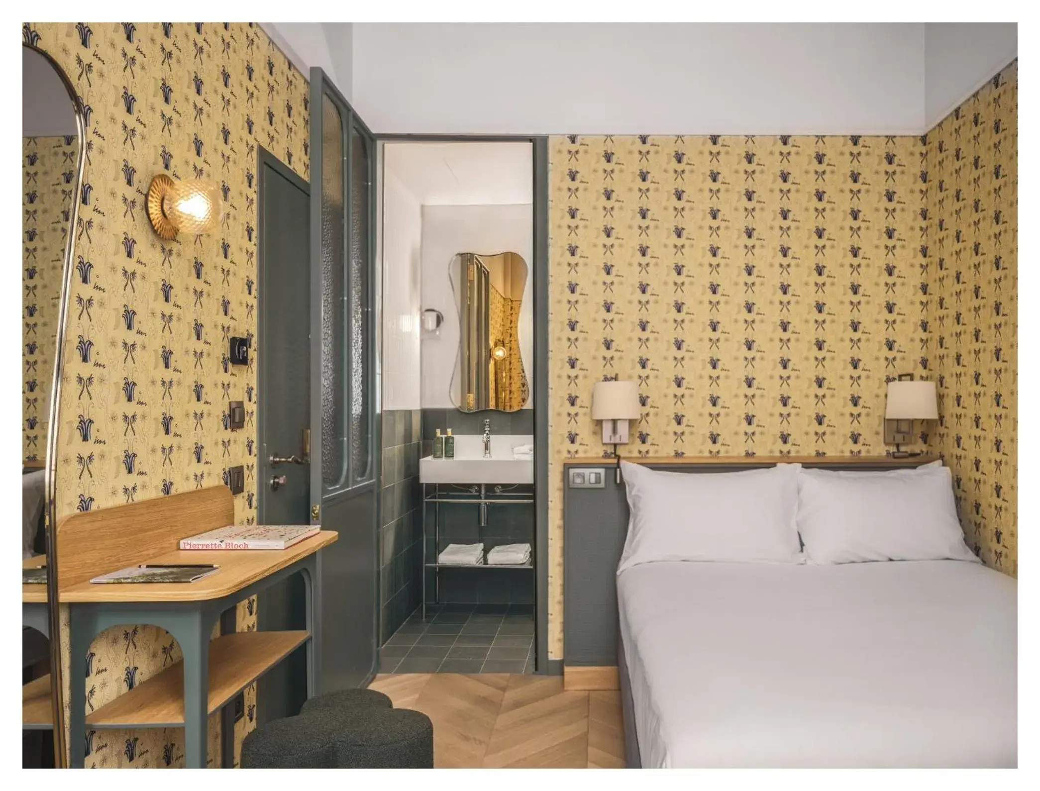 Single Room in Miss Fuller Single Room in Miss Fuller