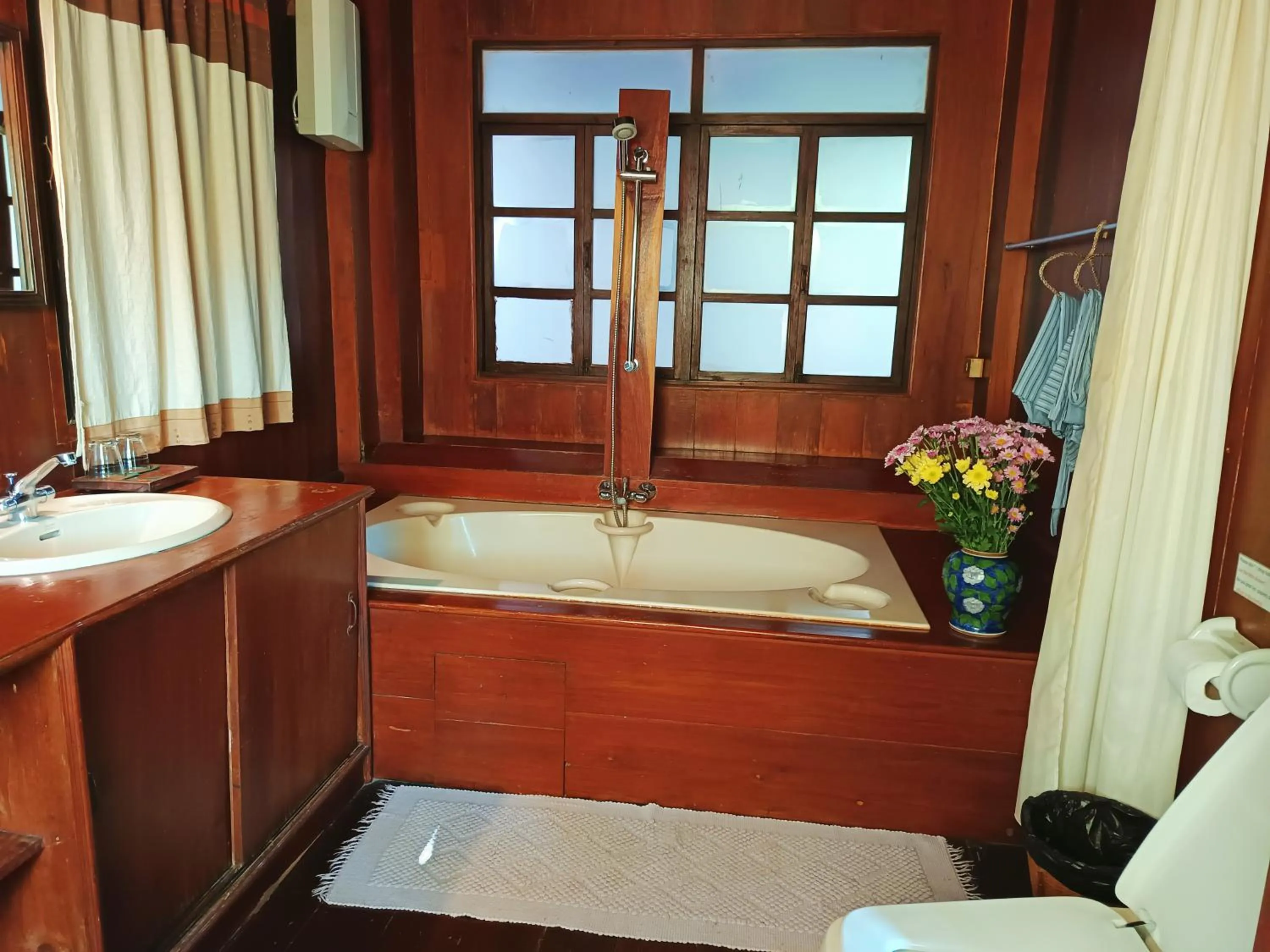 Bathroom in Tonnam Homestay
