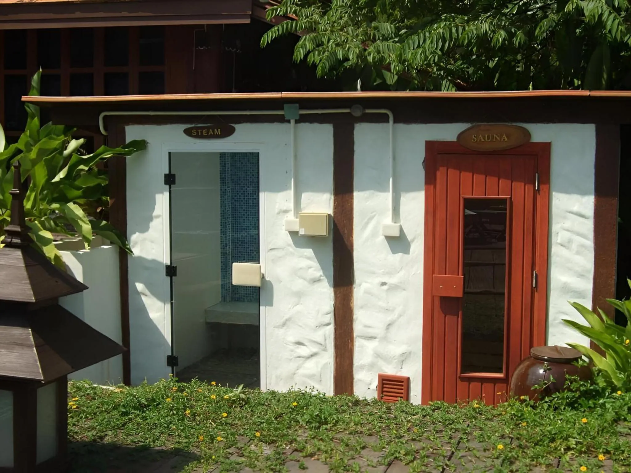 Property building in Tonnam Homestay