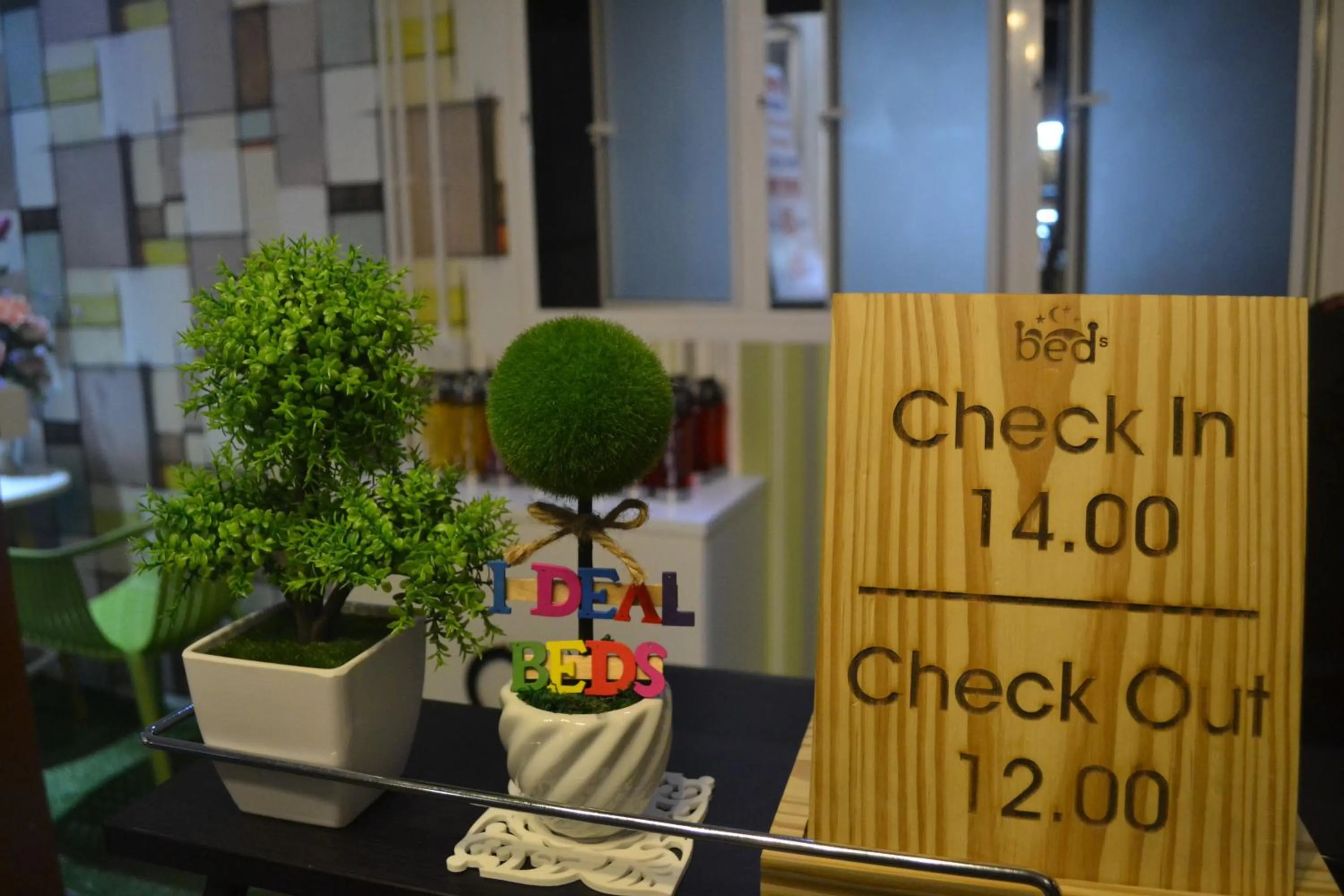 Lobby or reception in iDeal Beds Hostel Ao Nang Beach