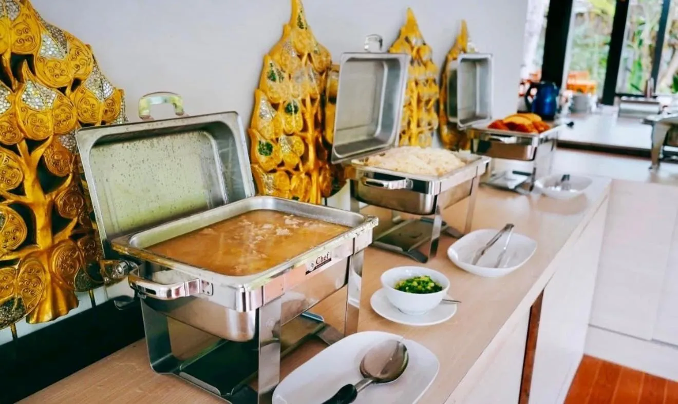 Food in Kathalee Beach Resort & Spa