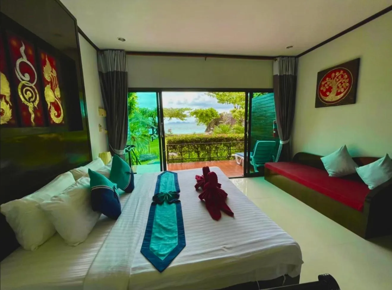 Bedroom, Bed in Kathalee Beach Resort & Spa