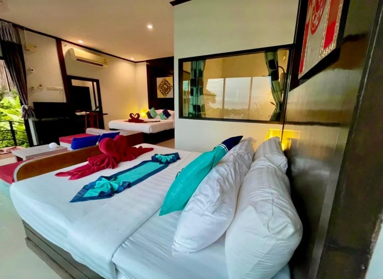 Bed in Kathalee Beach Resort & Spa