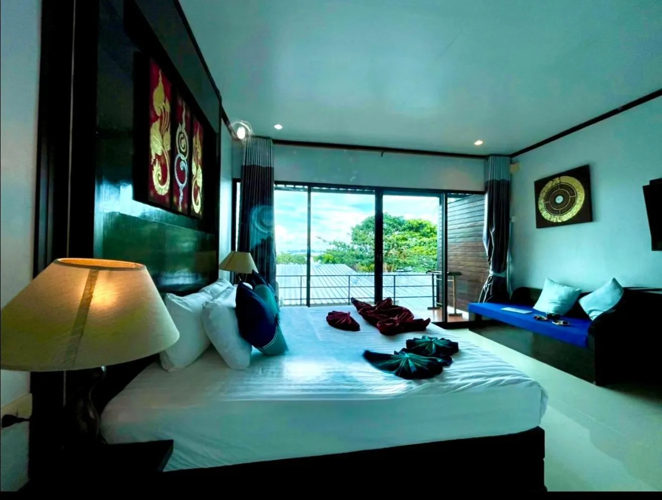 Photo of the whole room, Bed in Kathalee Beach Resort & Spa