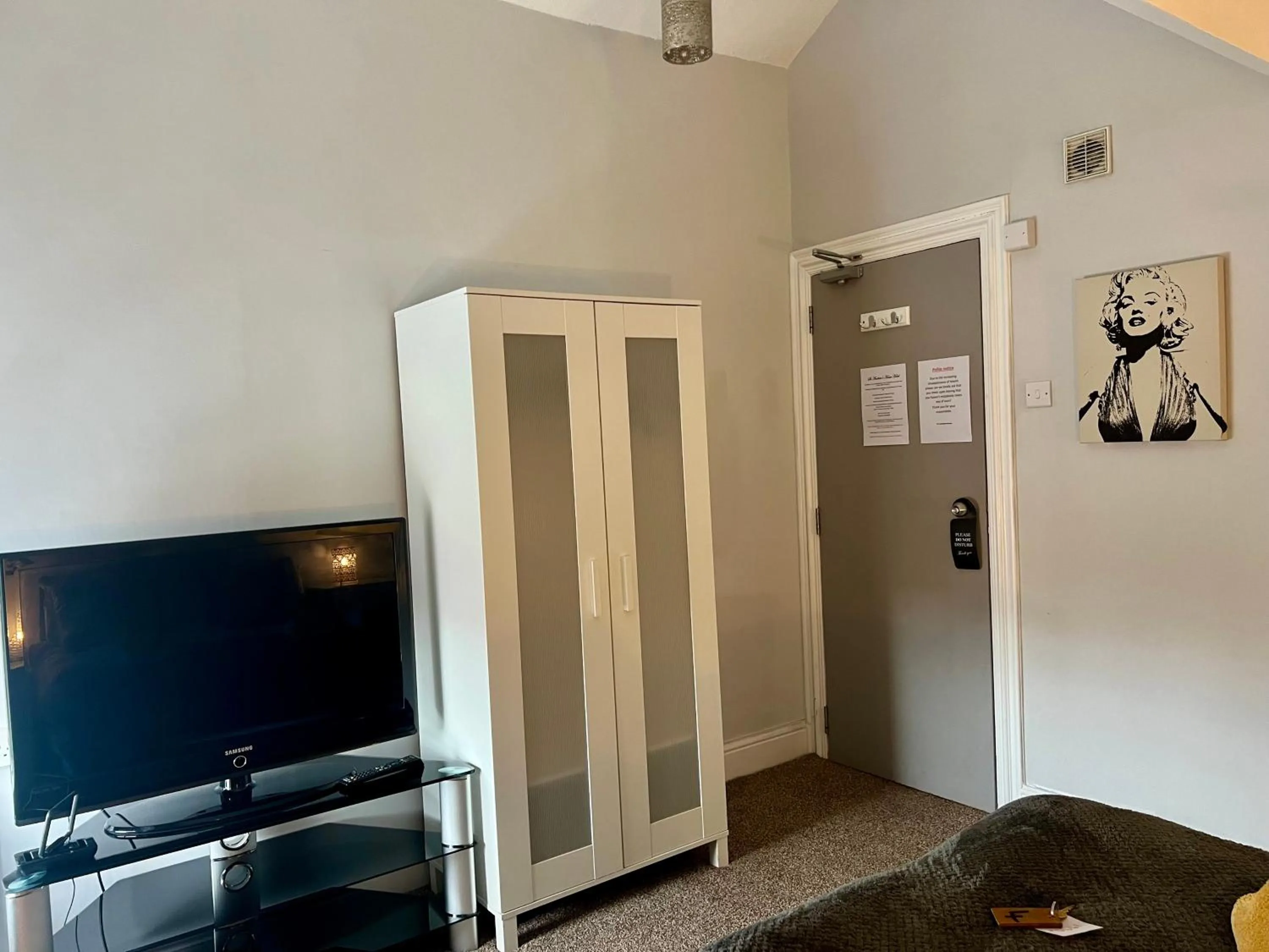 Bedroom in St Andrews house Hotel