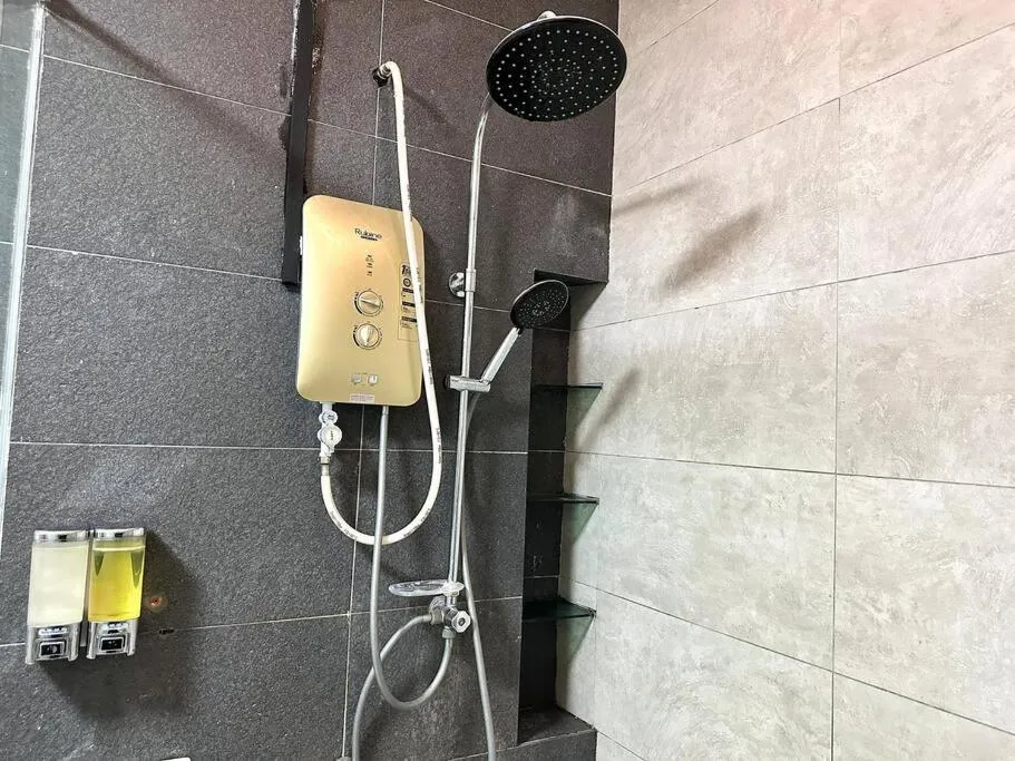 Shower in Unicorn Fairy Theme 2BR Airport Suite# Straits Intl# Pantai Hospt