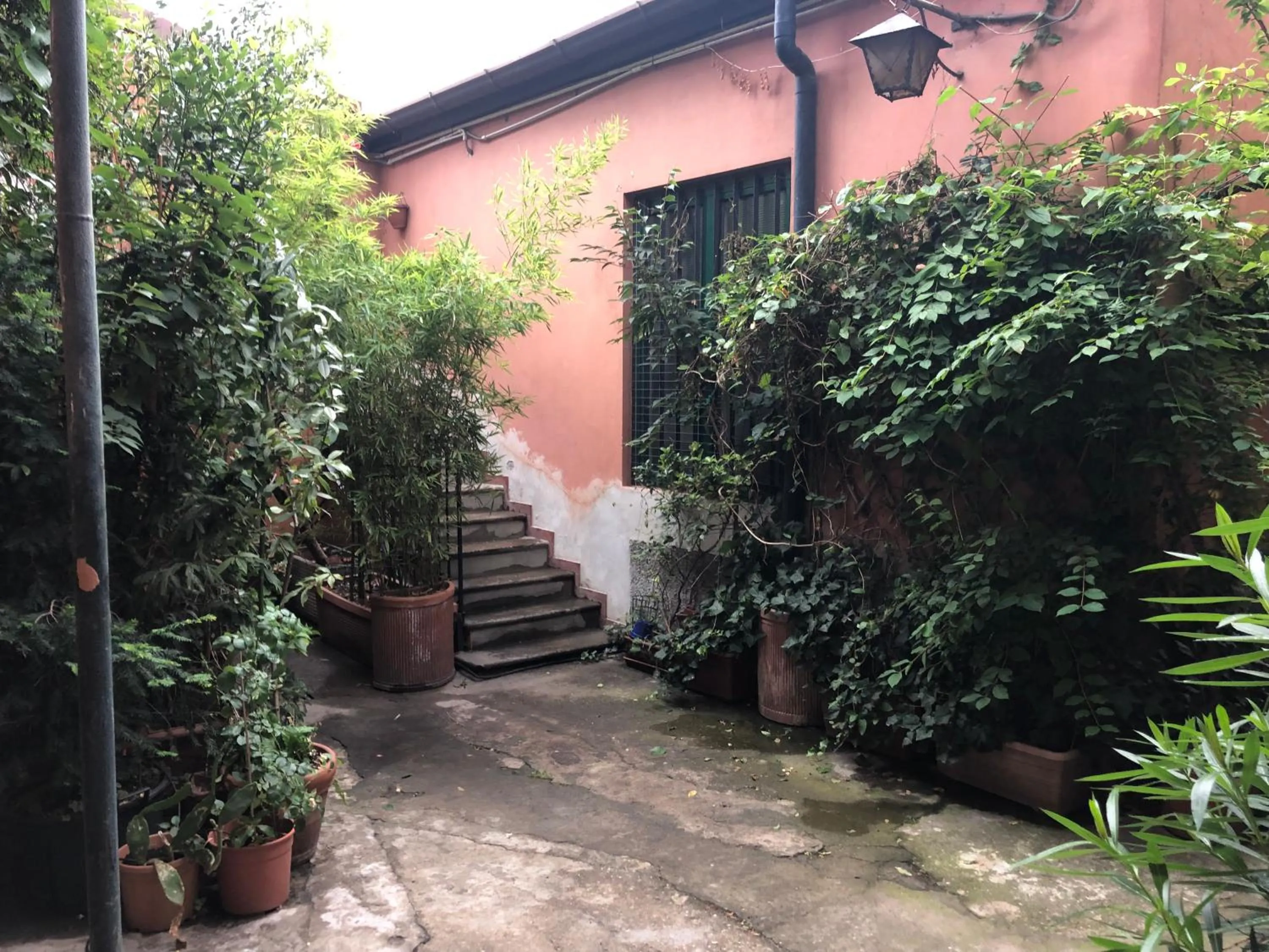 Inner courtyard view in Residenza Fiori di Grano