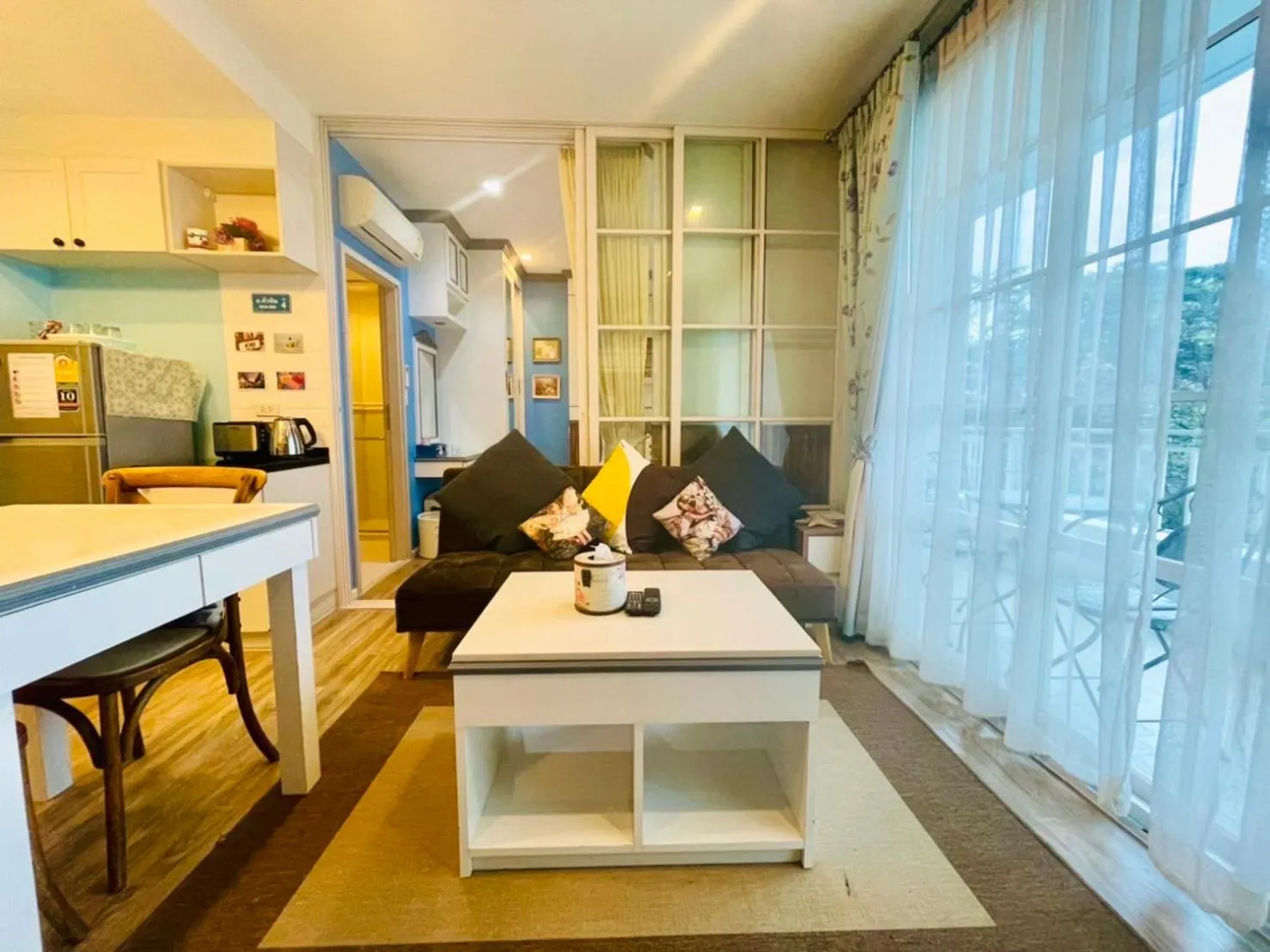 Summer Huahin Condo classic room pool view